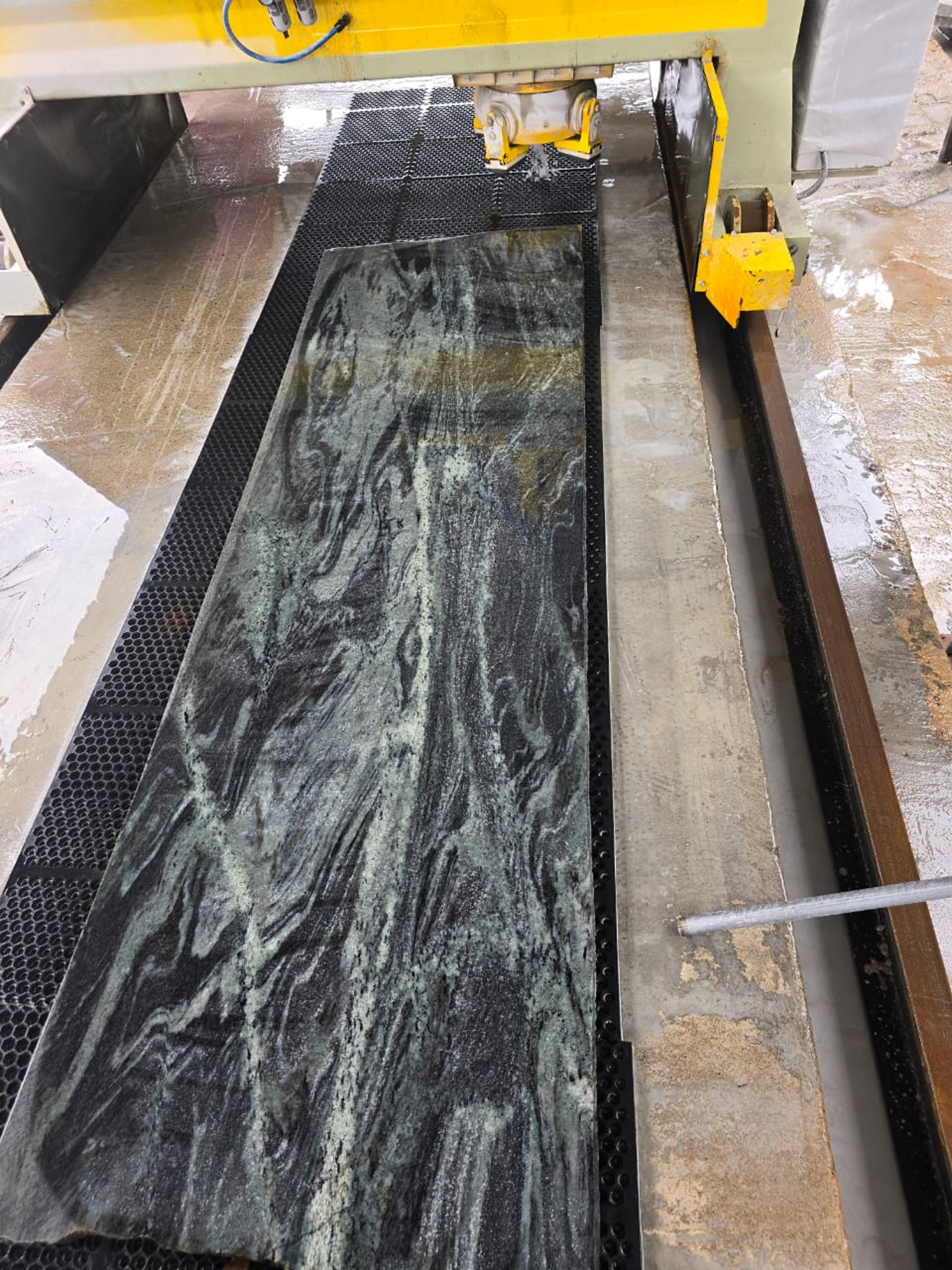 black and brown leather padded tub sofa