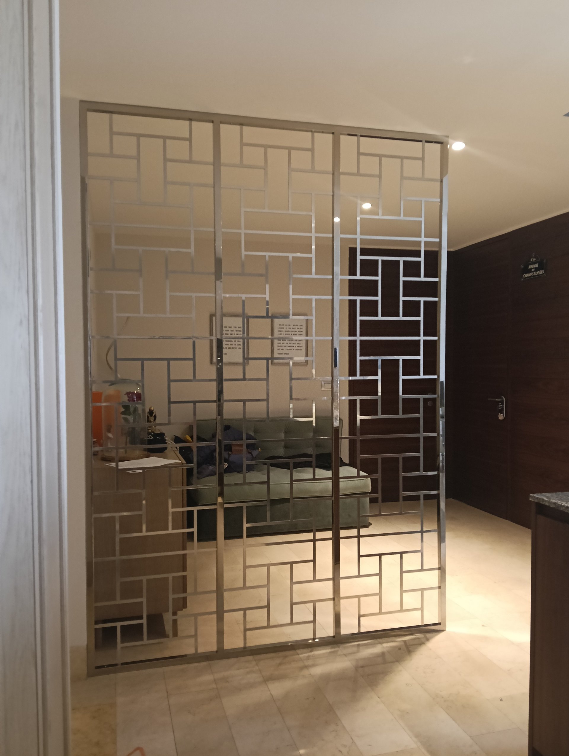 black and white bed linen