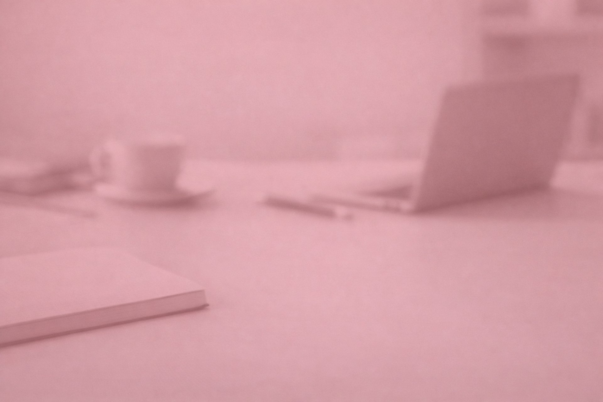 gray computer monitor