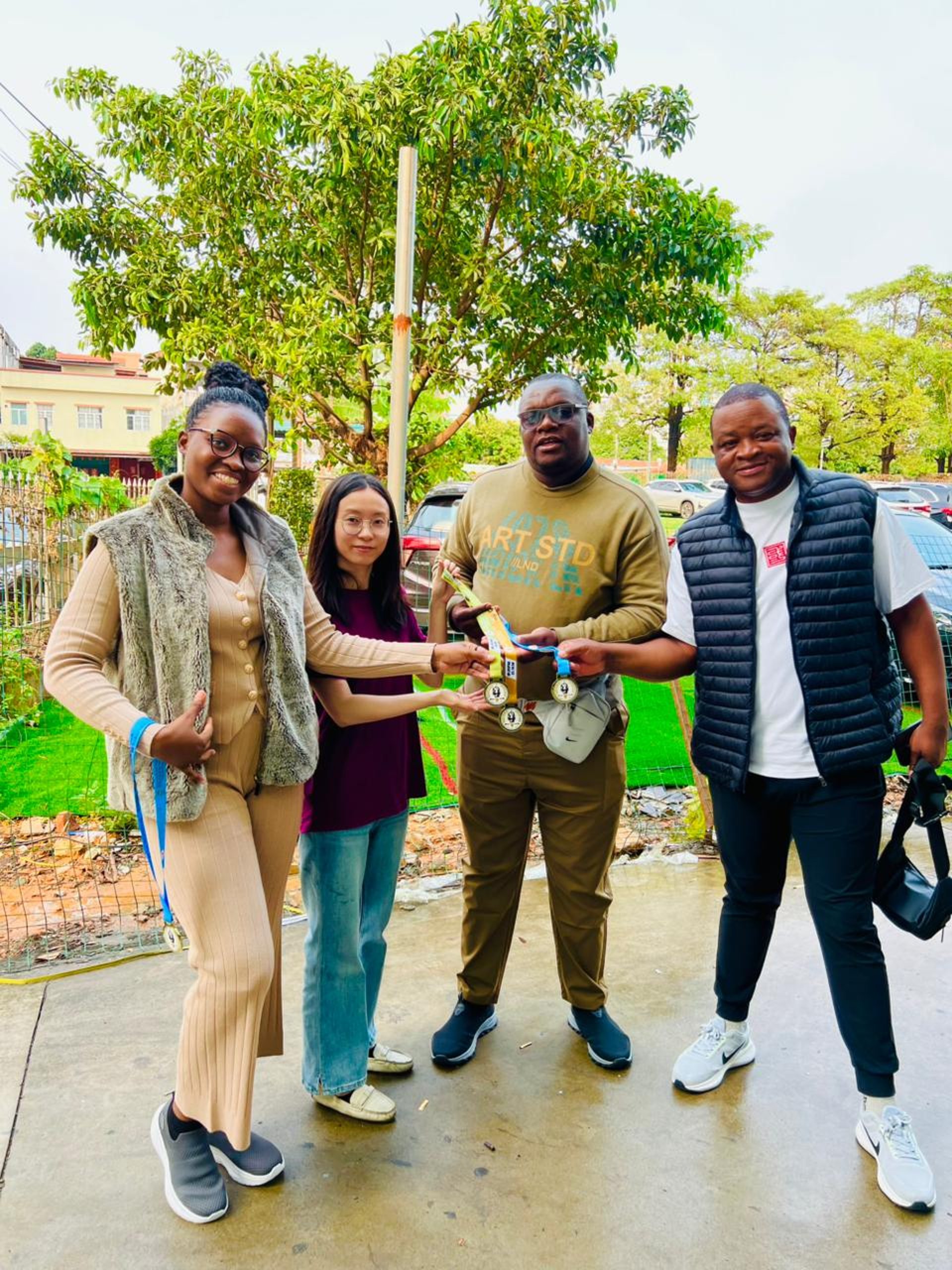 black and brown leather padded tub sofa
