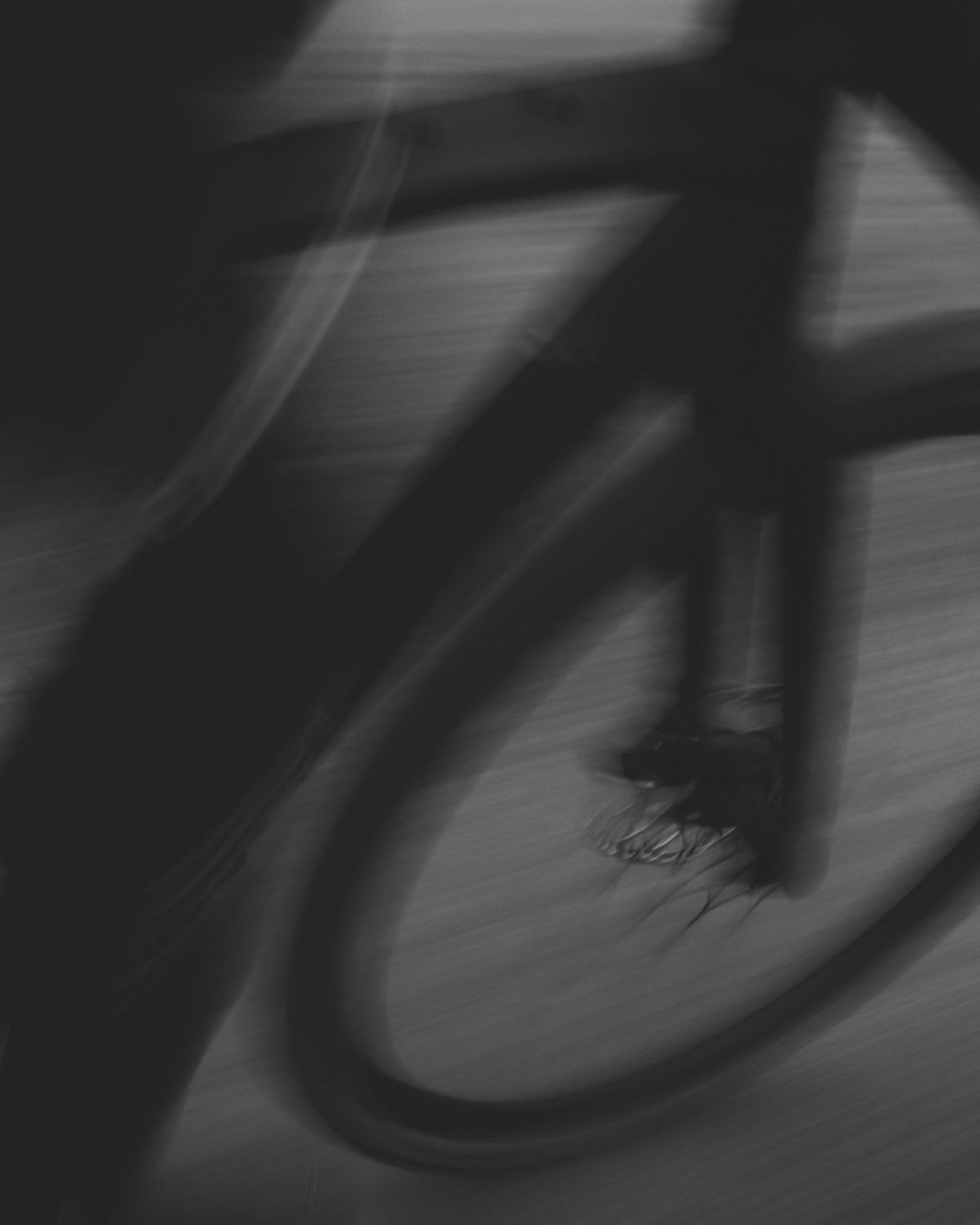 black and white bed linen