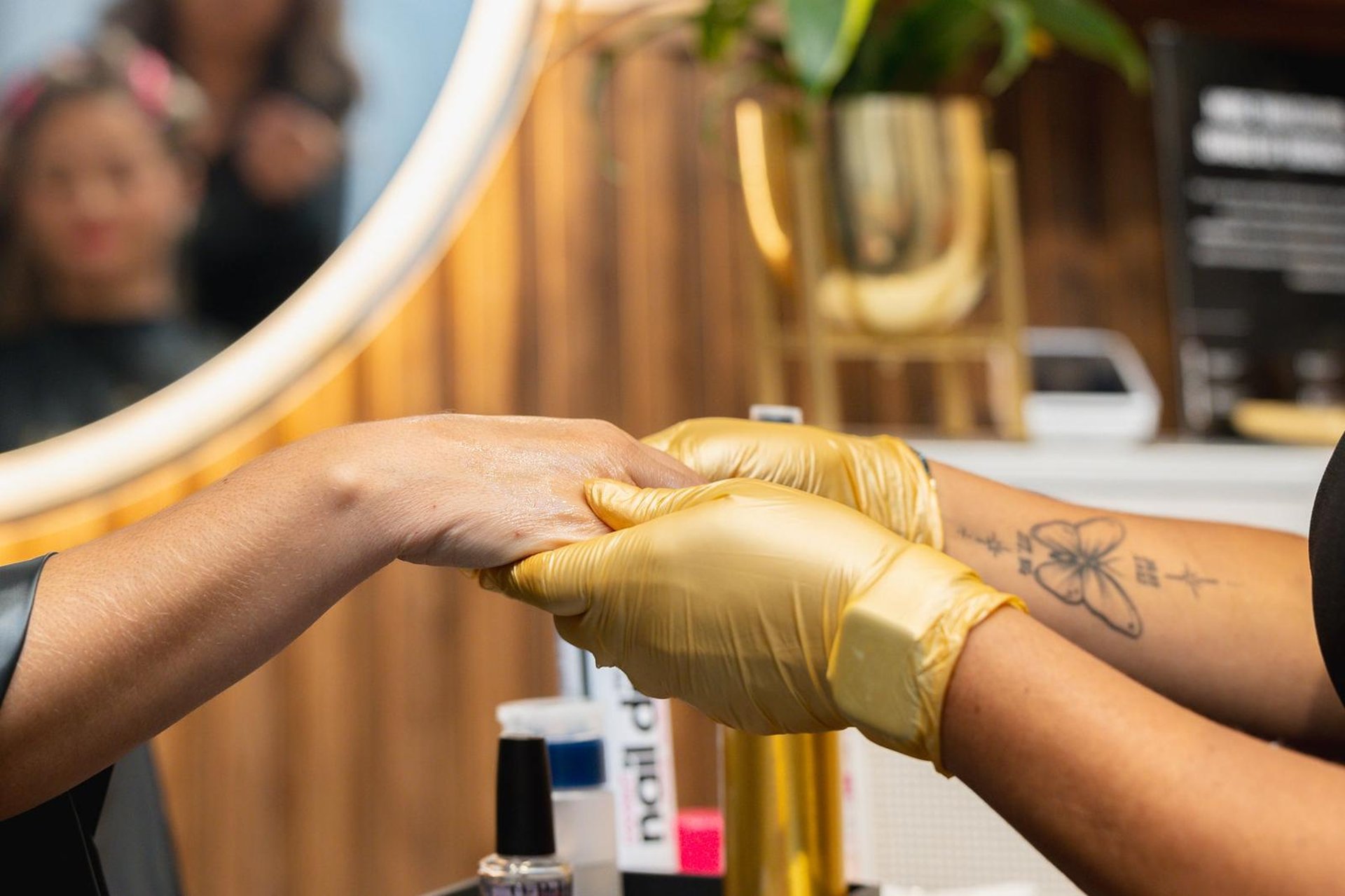 black and white bed linen