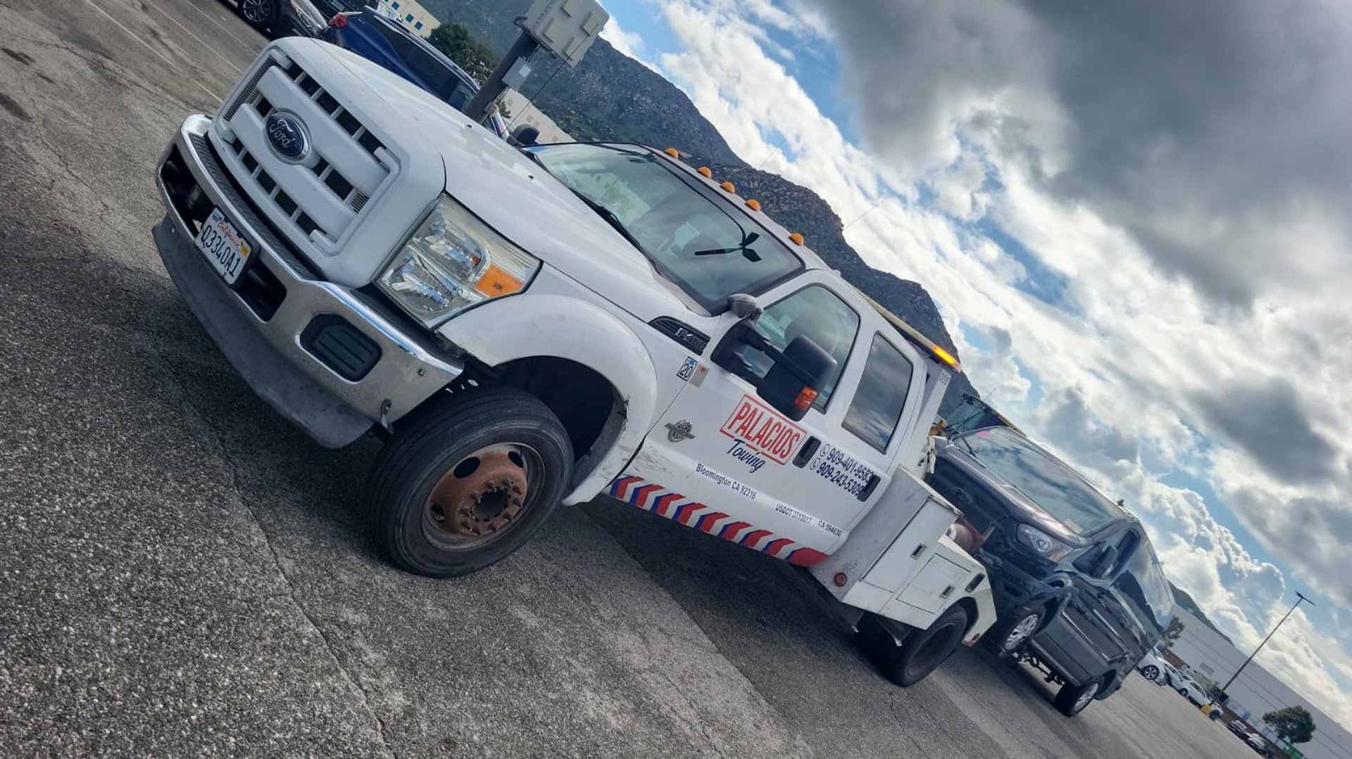 black and brown leather padded tub sofa