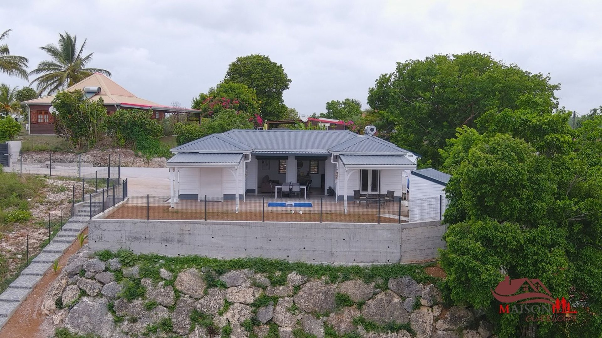 black and brown leather padded tub sofa