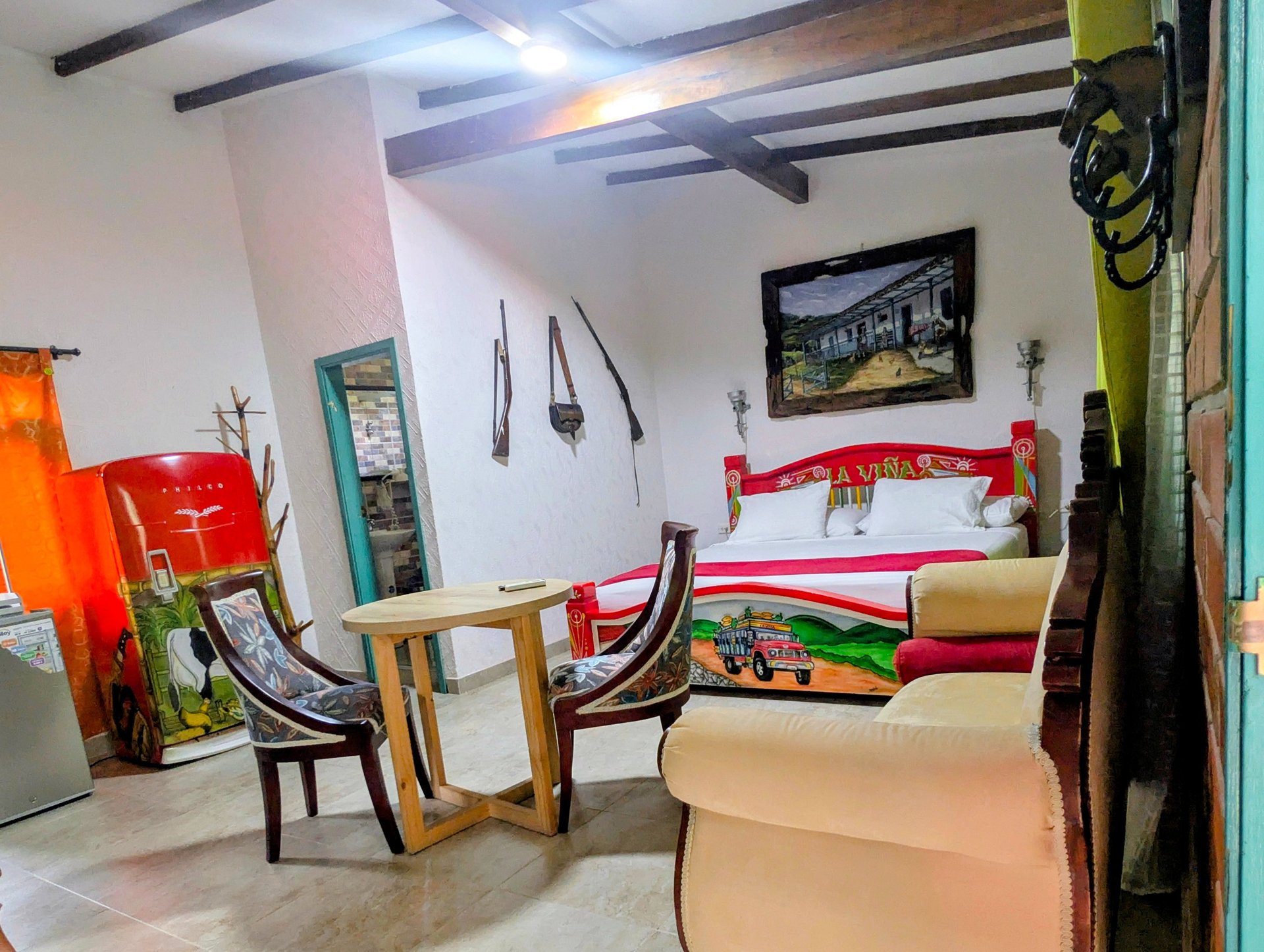 black and white bed linen