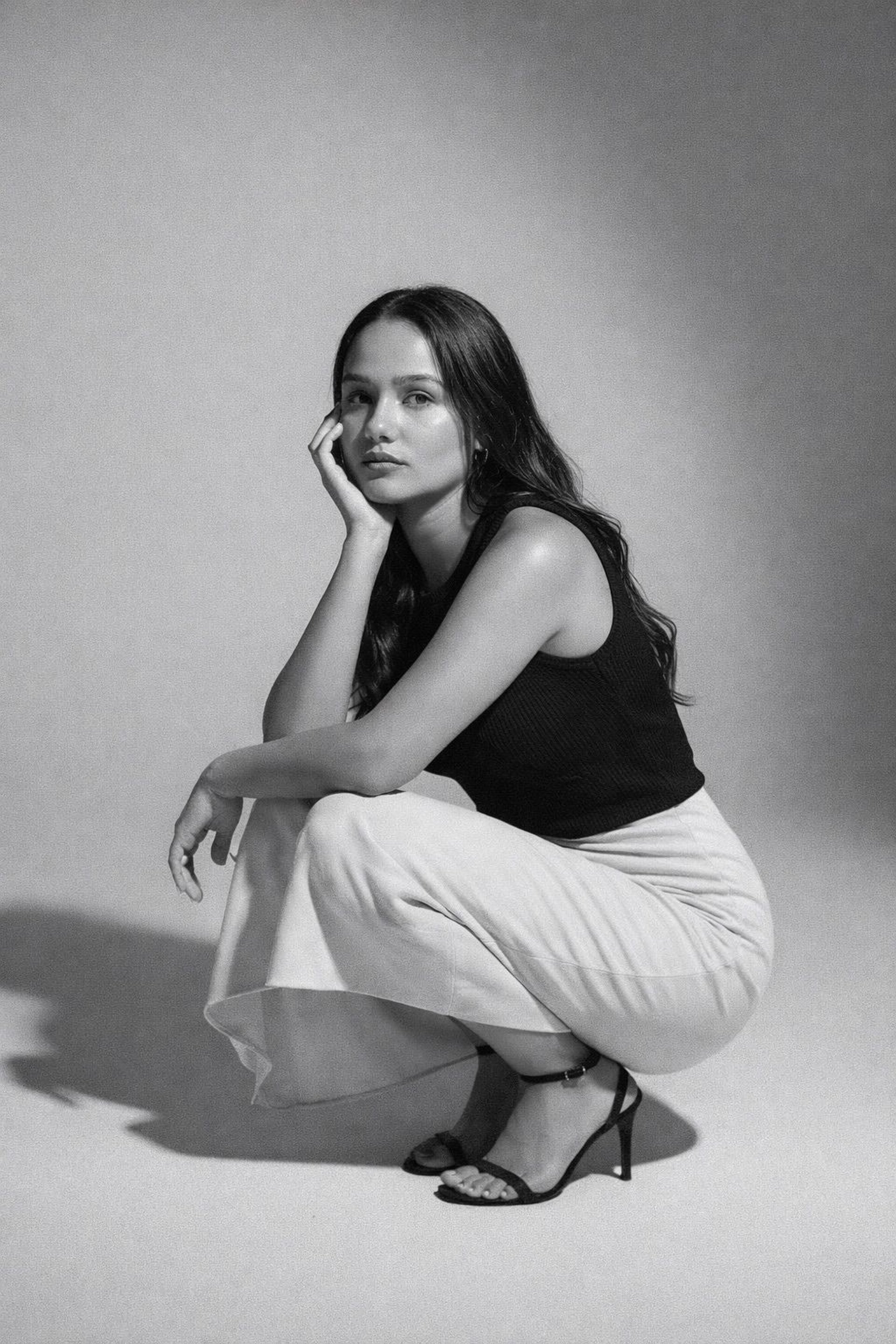 black and white bed linen