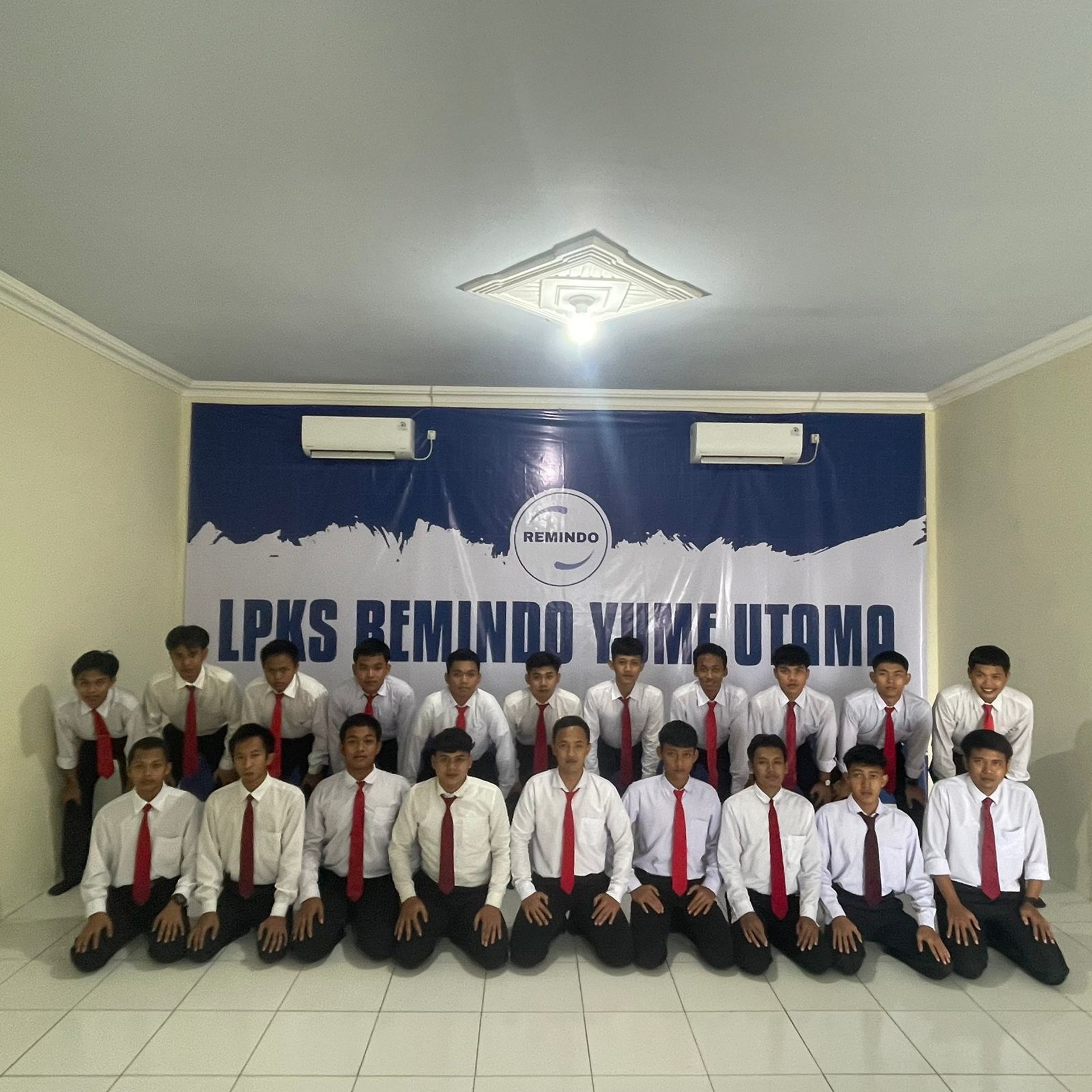 black and brown leather padded tub sofa