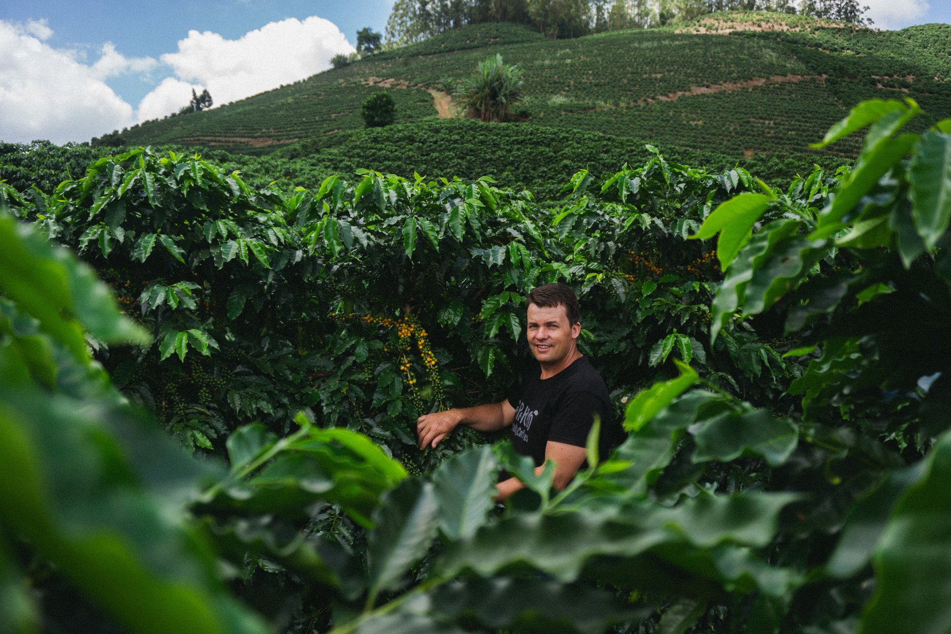 black and white bed linen