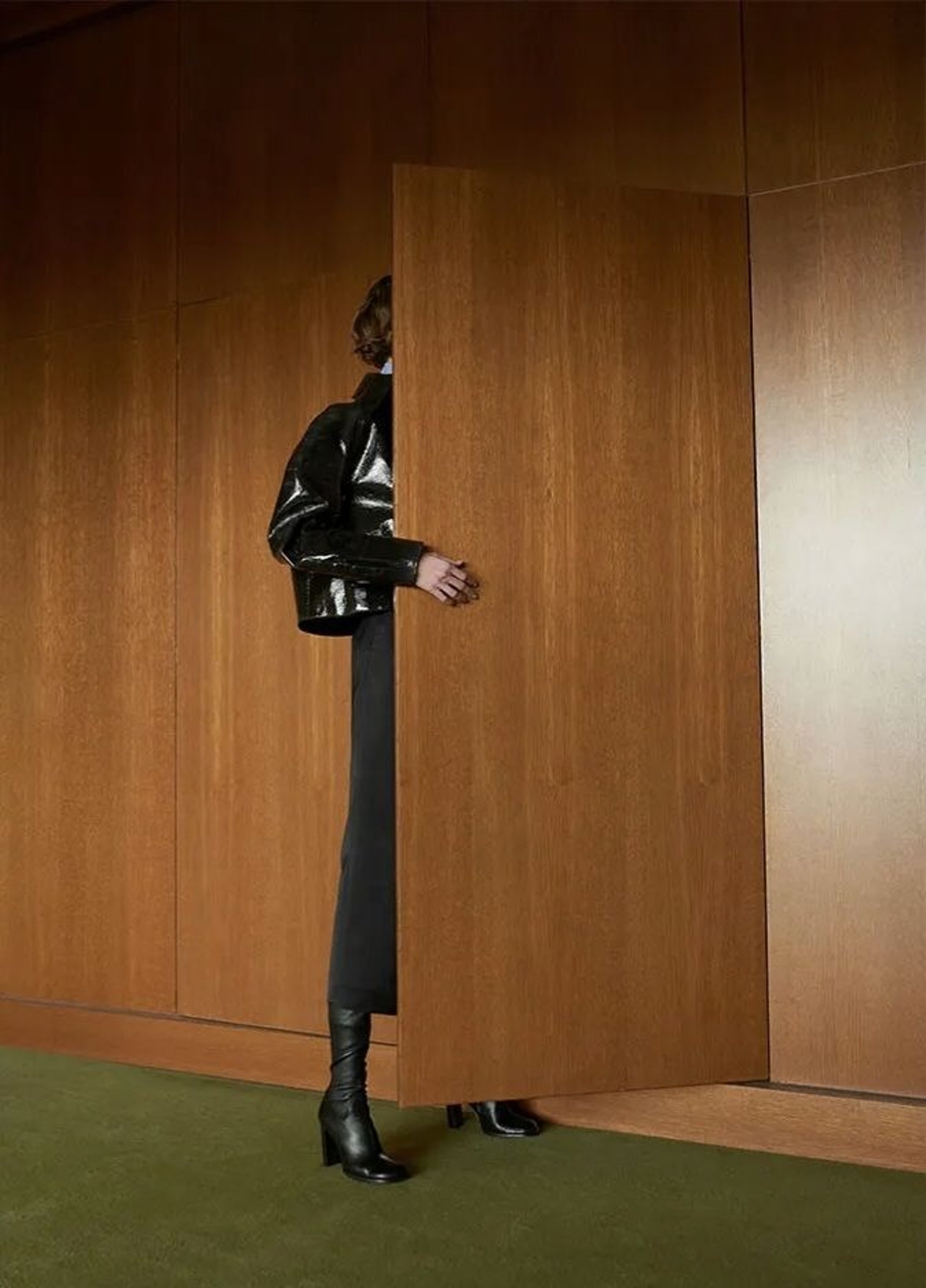 black and white bed linen