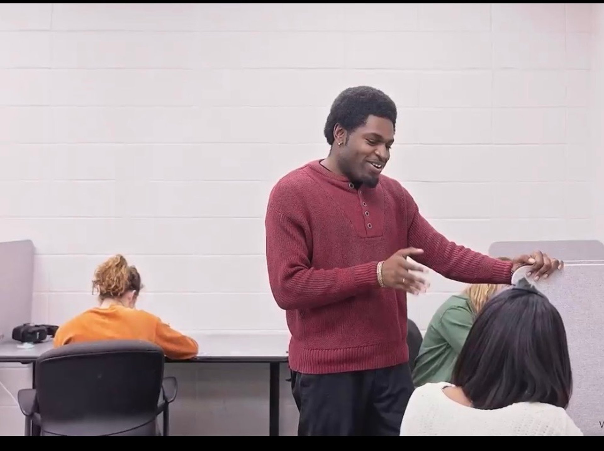 black and white bed linen