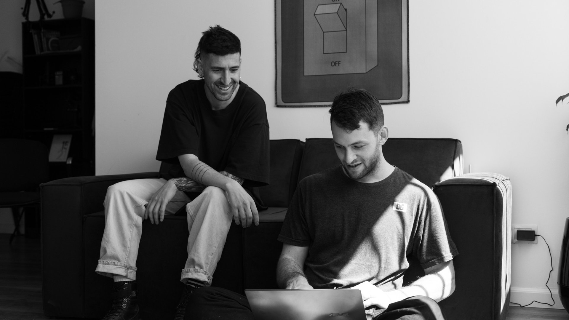 black and white bed linen