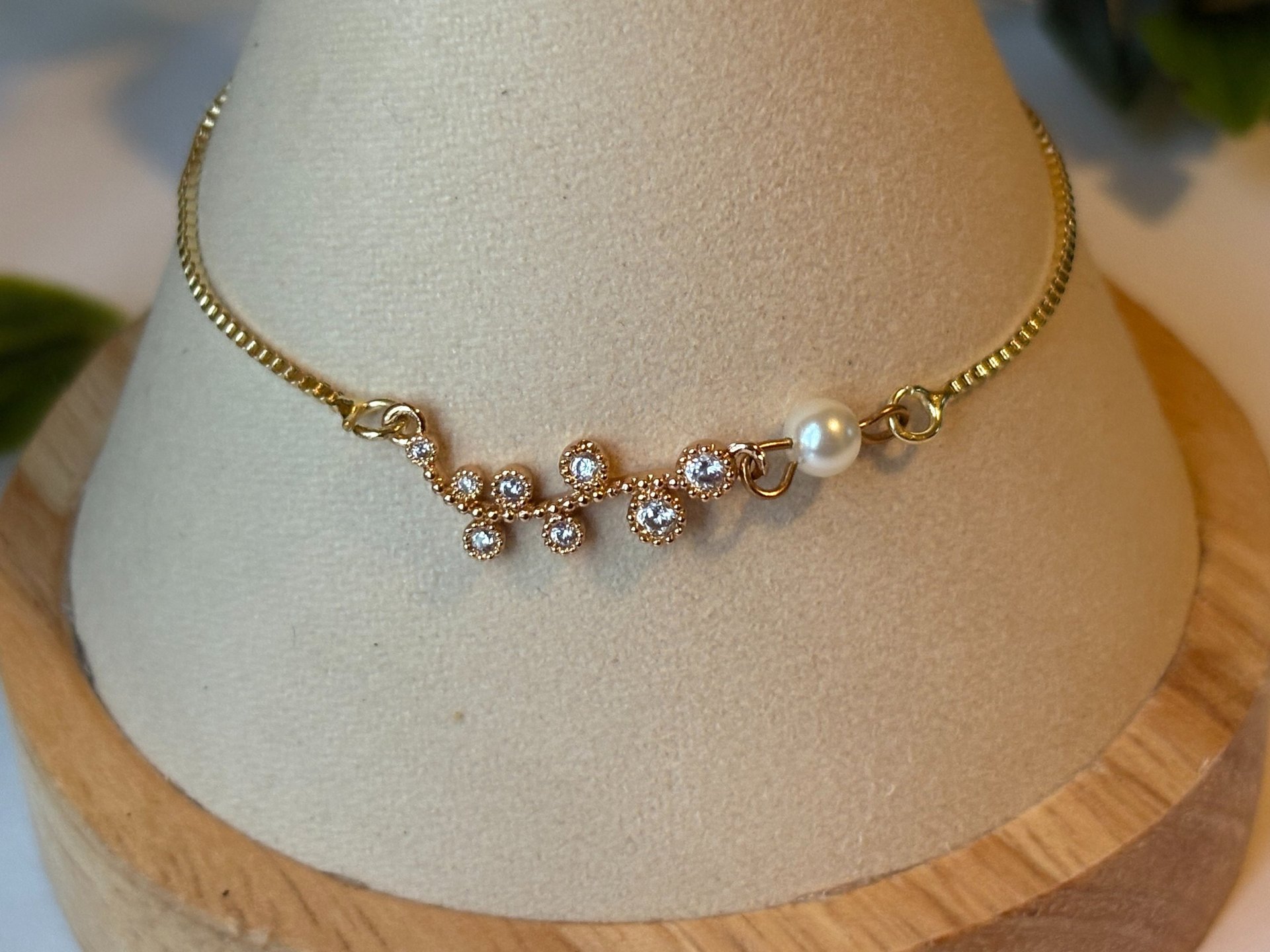 person wearing grey knit sweater