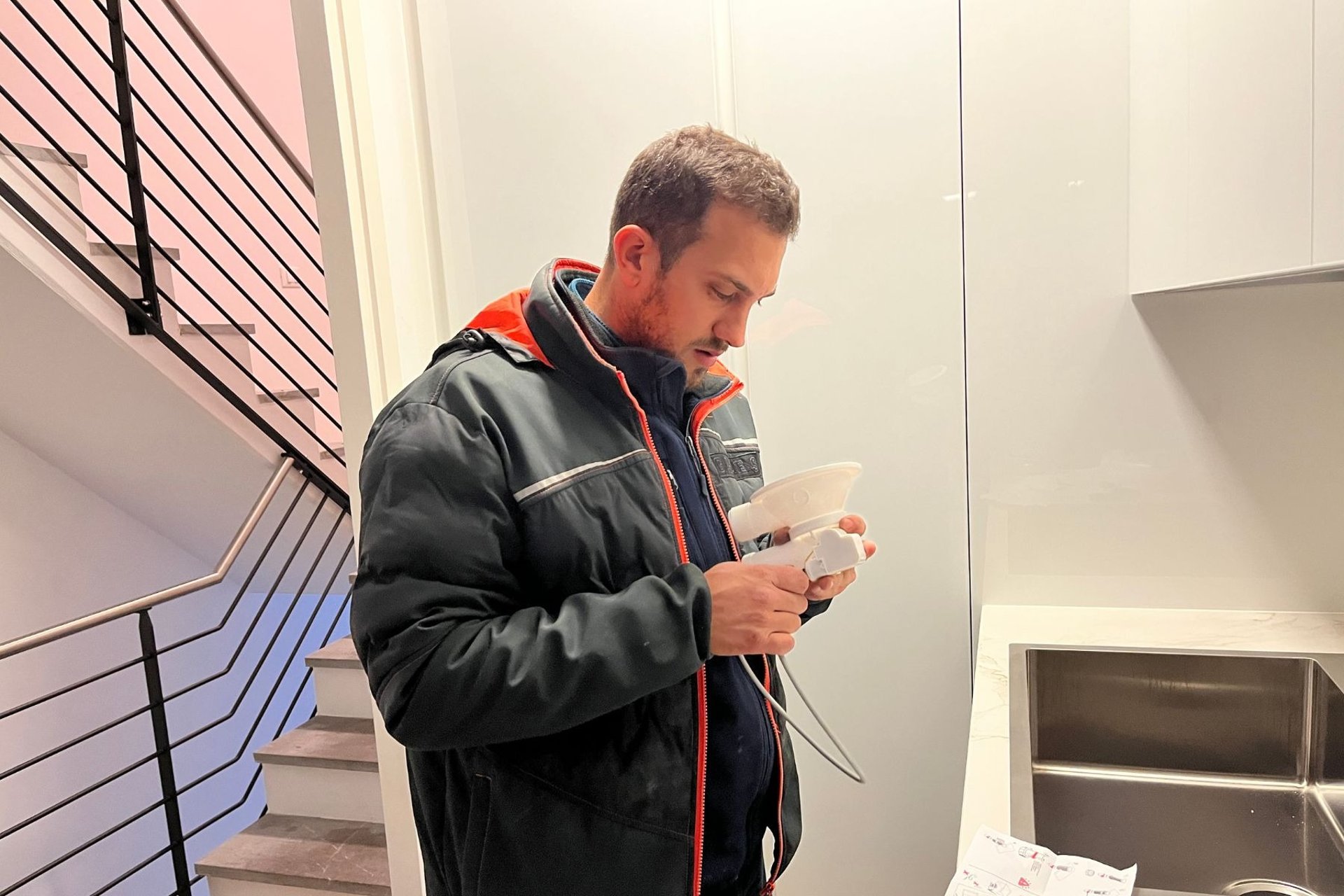 a crane on a cloudy day