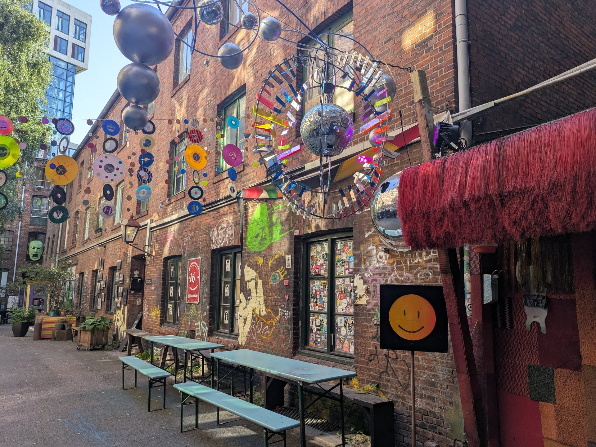 black and white bed linen