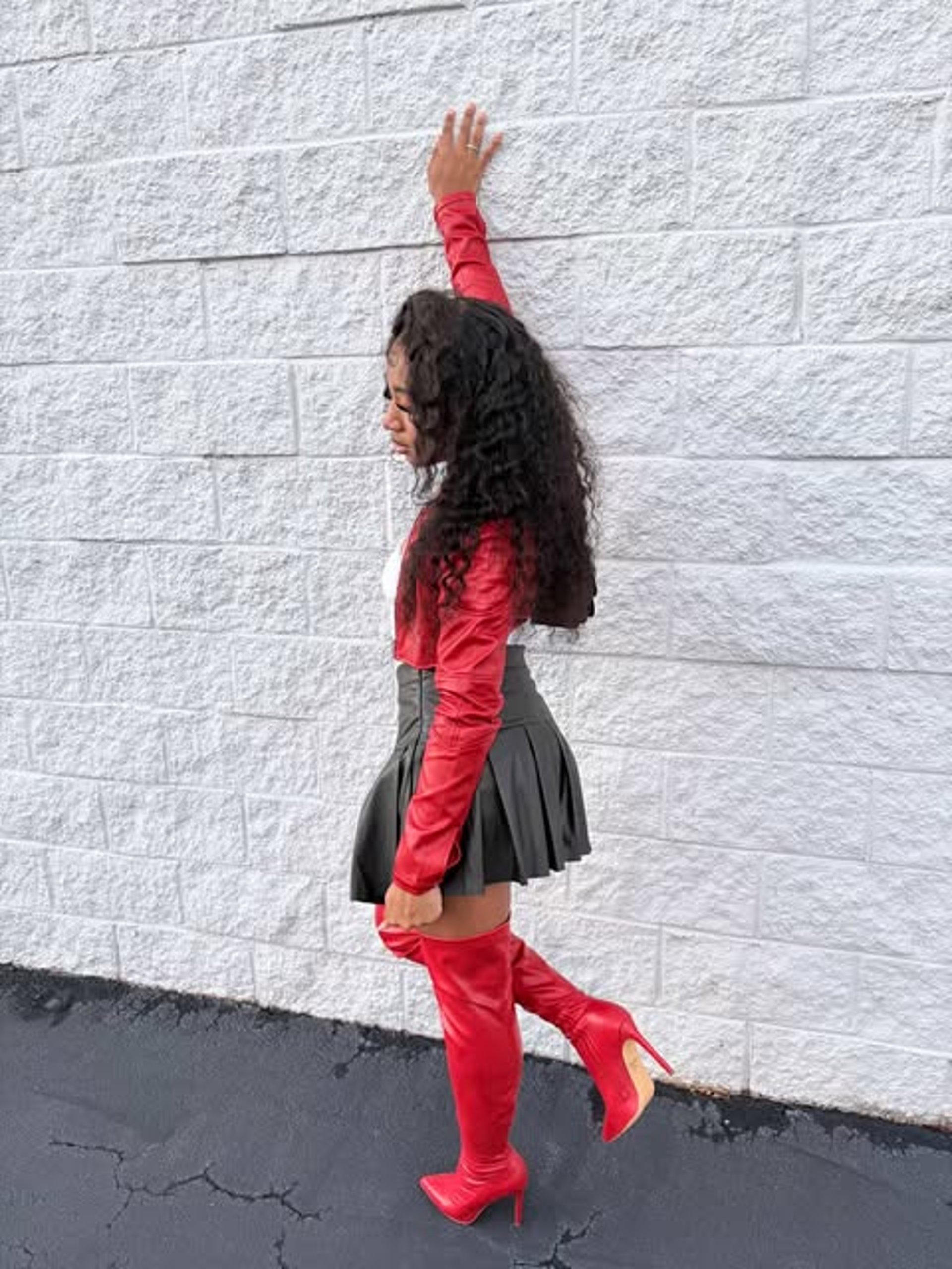 black and white bed linen