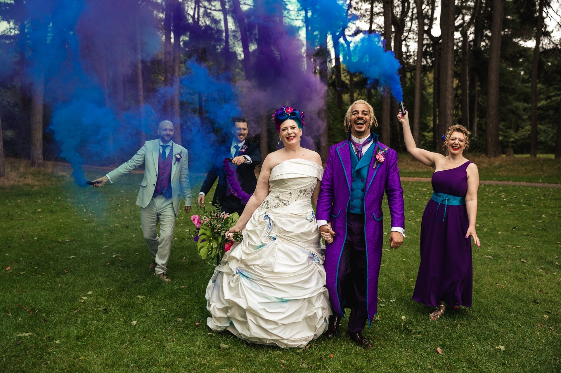 black and white bed linen