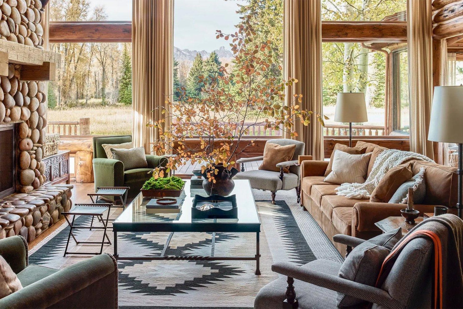 gray computer monitor