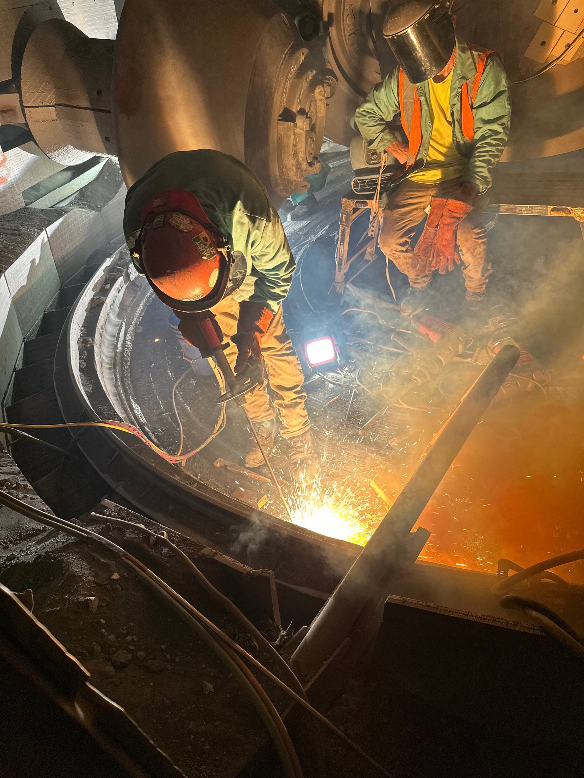 black and brown leather padded tub sofa