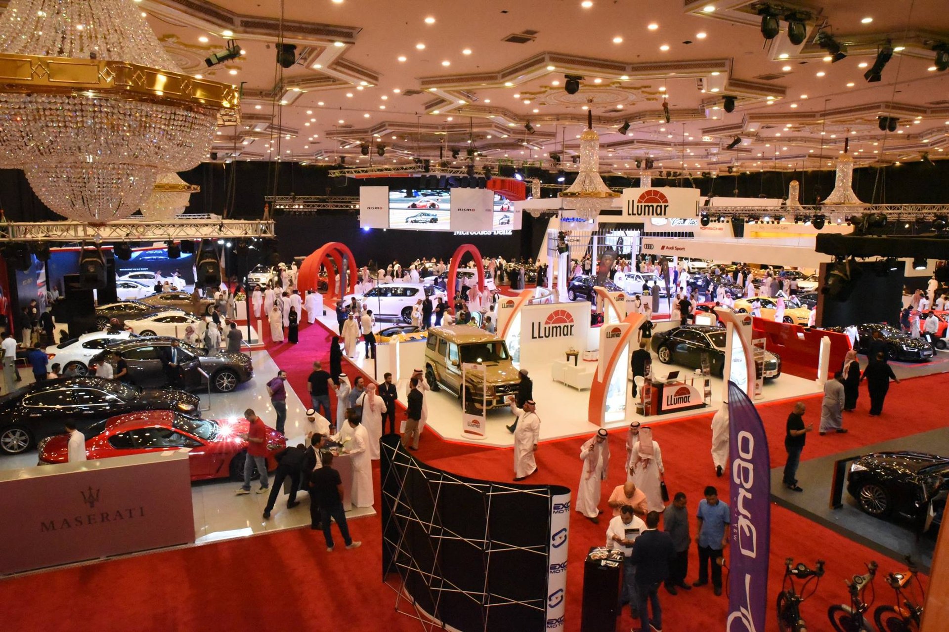 black and brown leather padded tub sofa