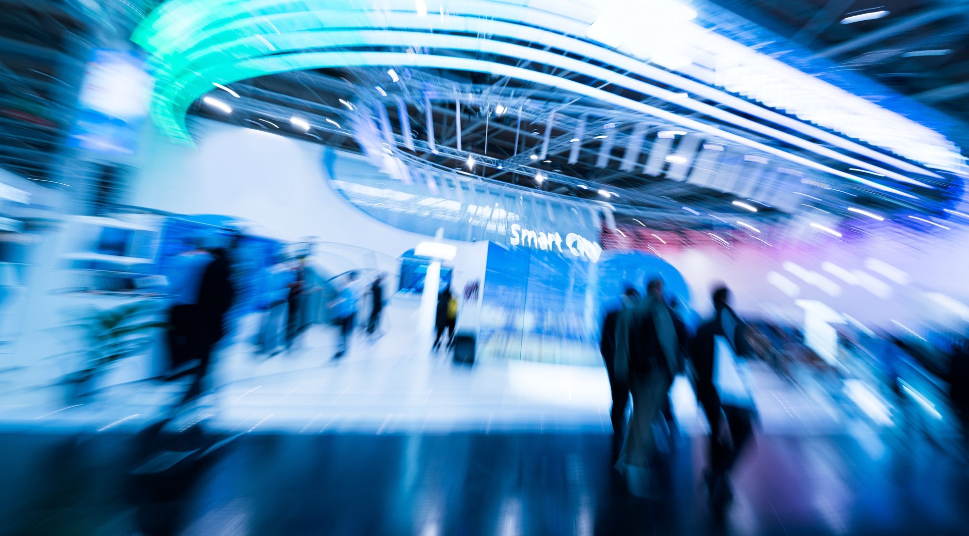 blurred-people-trade-fair