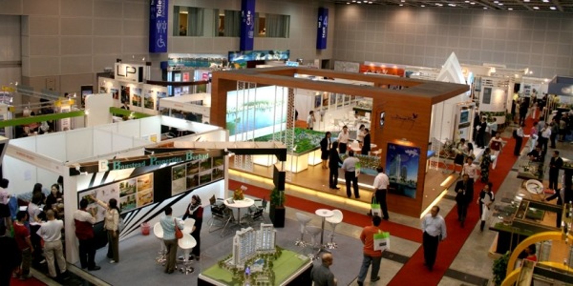 black and brown leather padded tub sofa