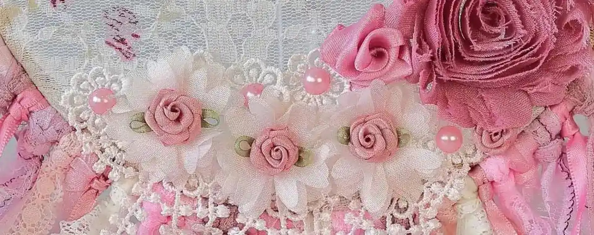 Pink floral hoop by Fibreandstitch