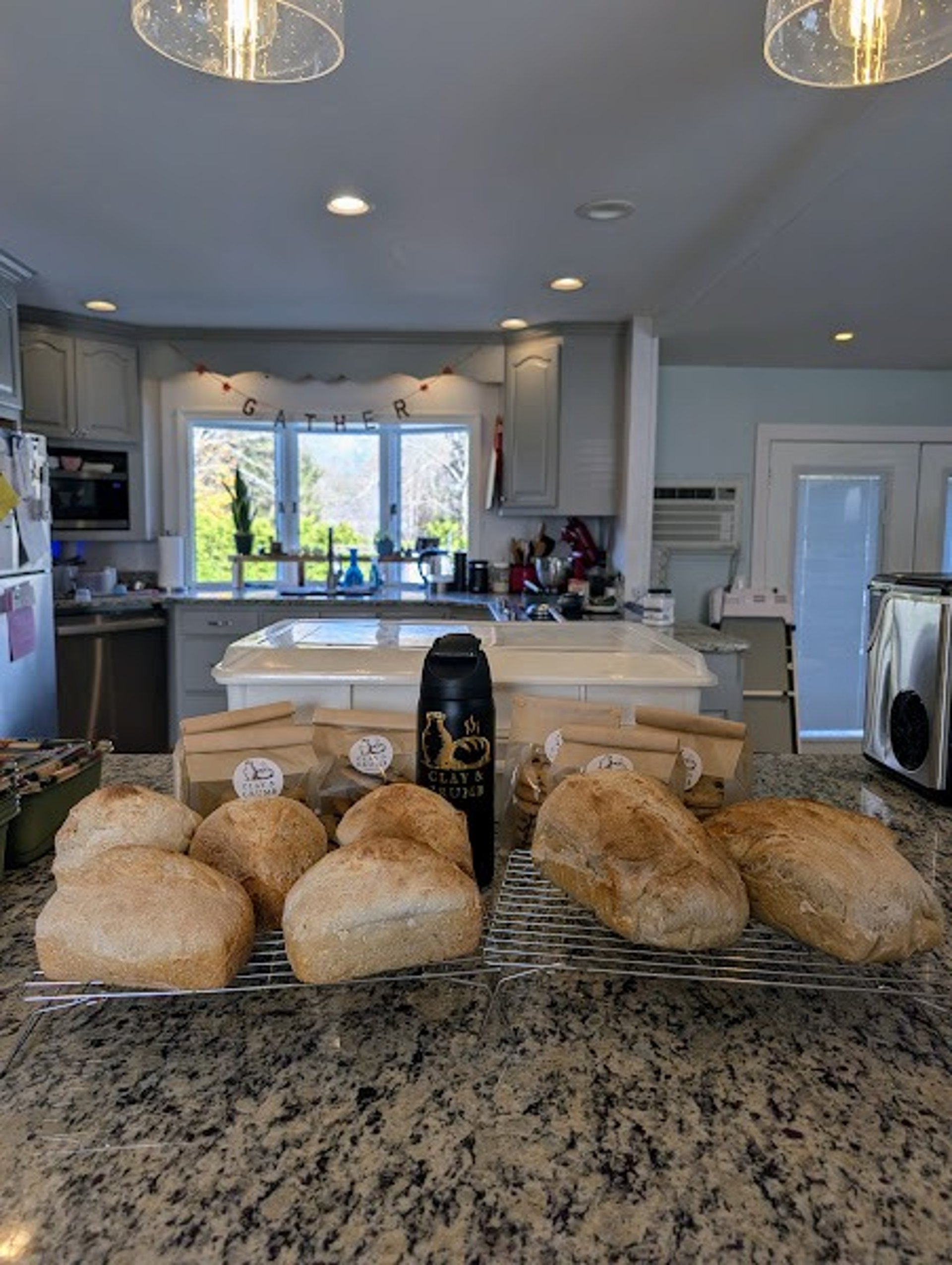 black and white bed linen