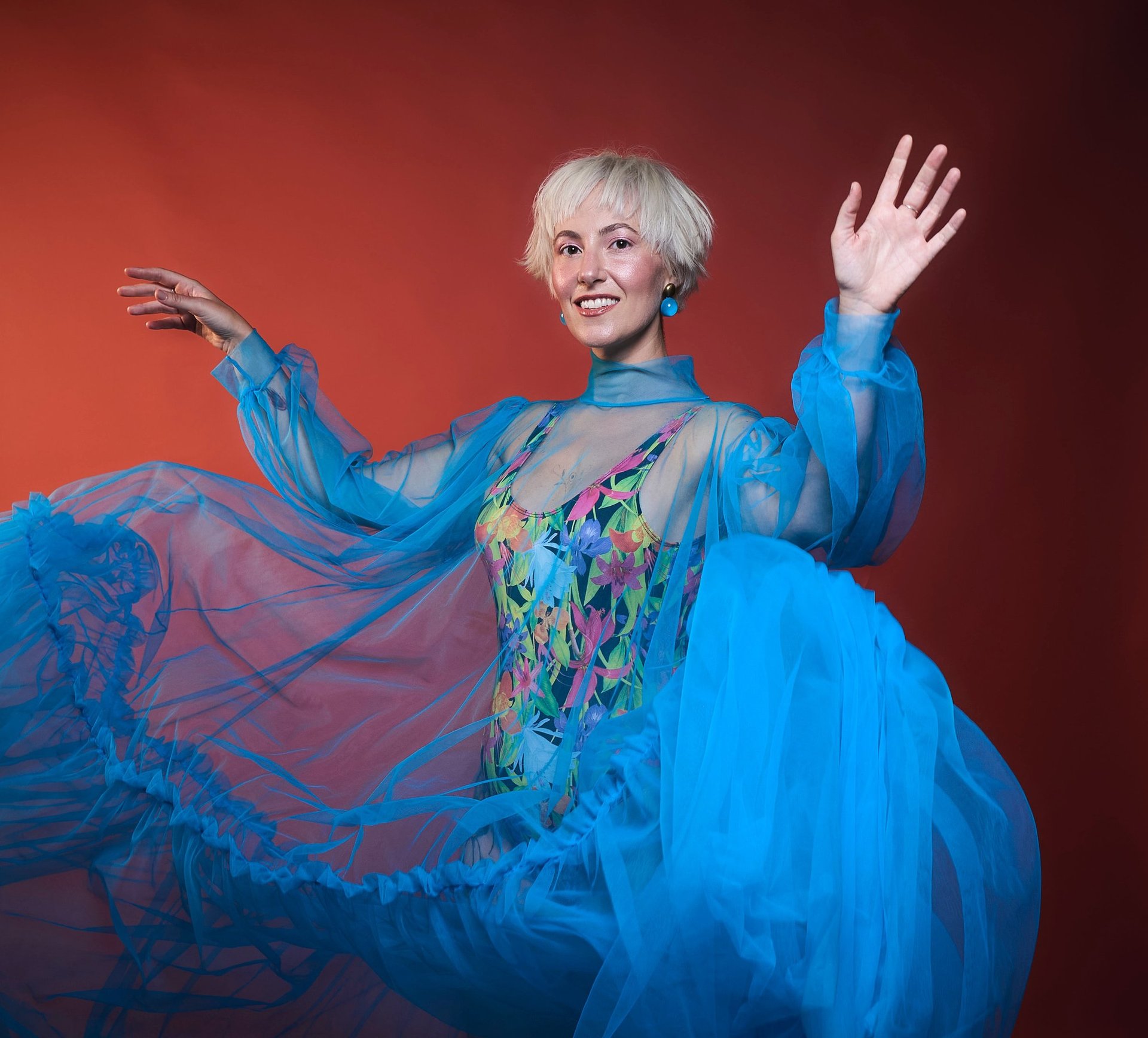 black and white bed linen