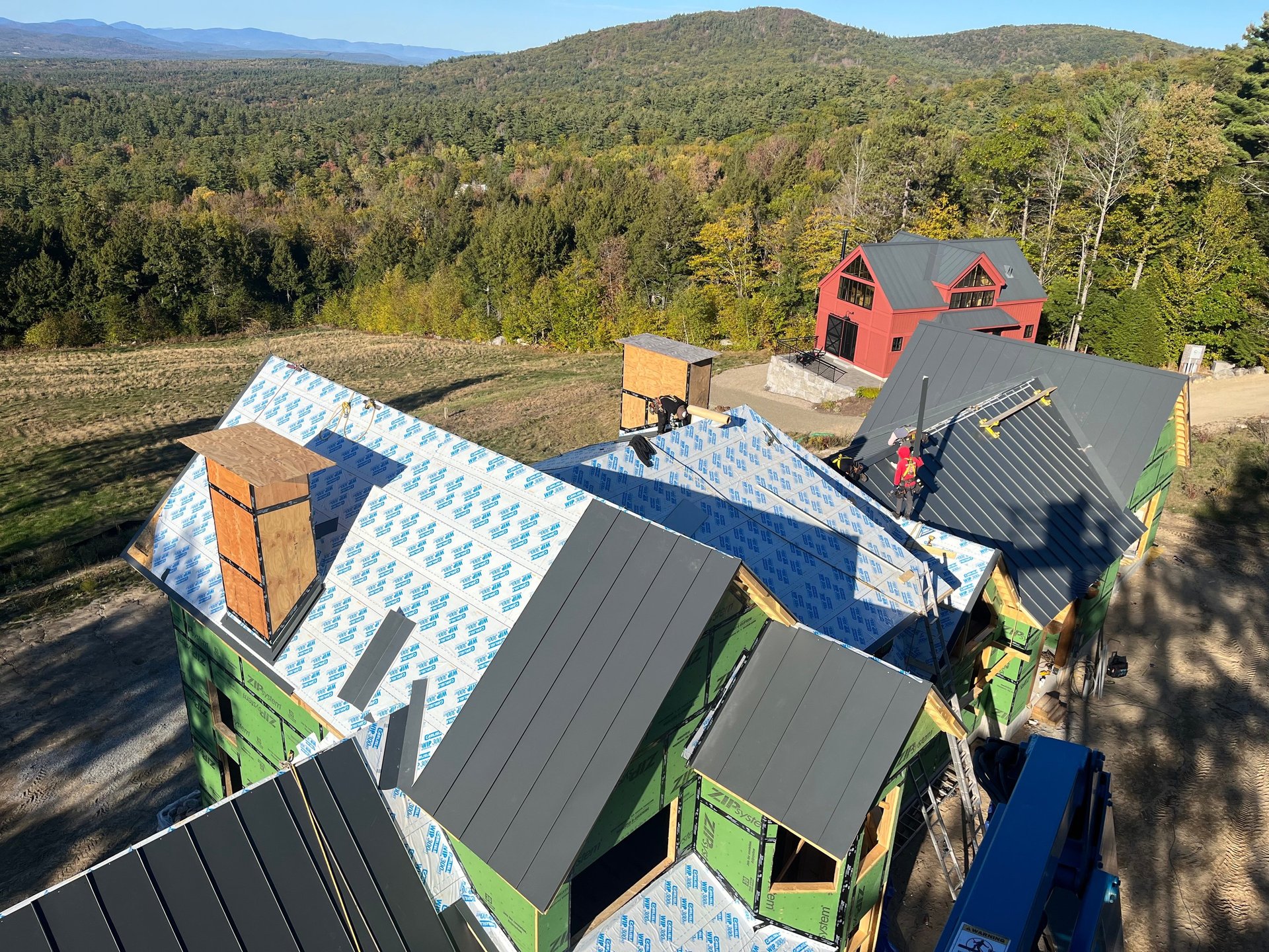 black and white bed linen