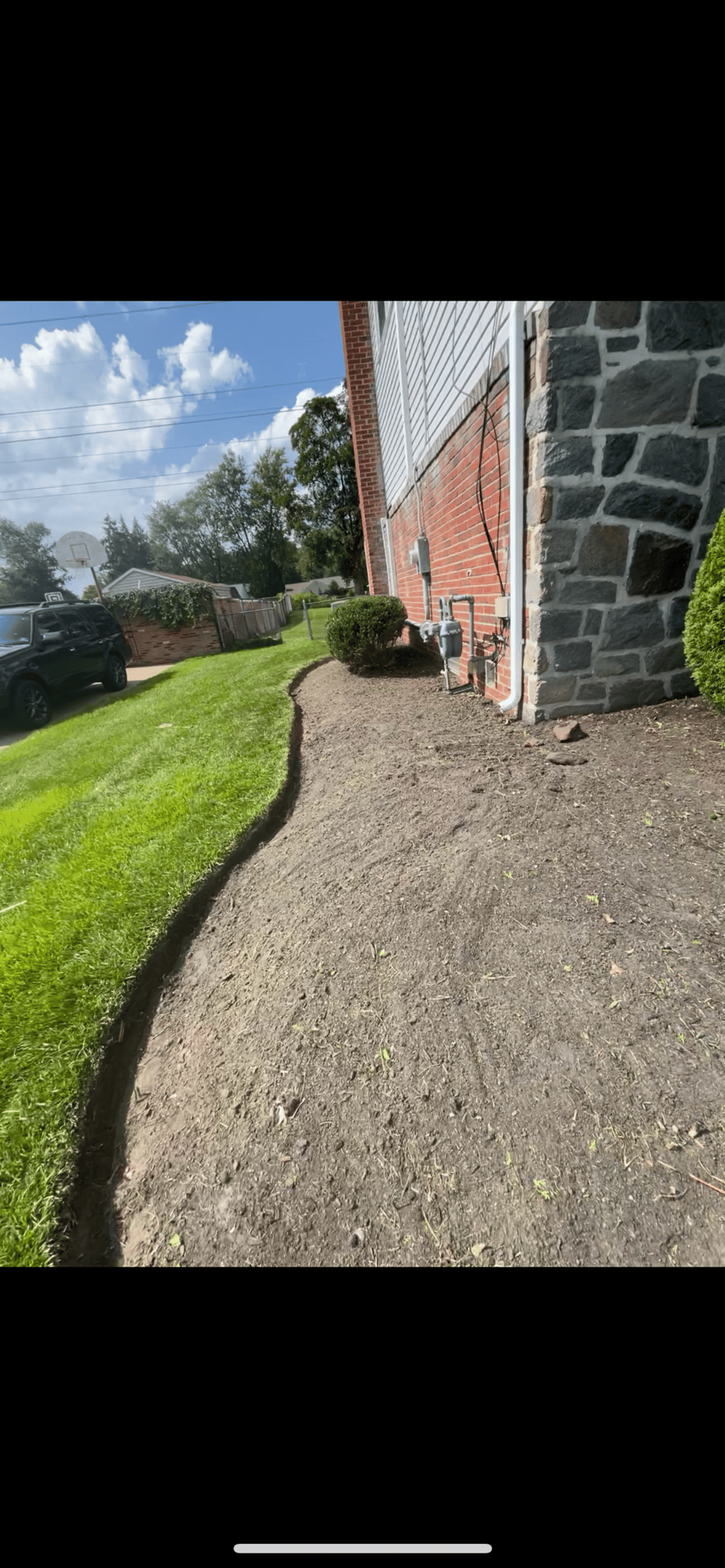 black and white bed linen