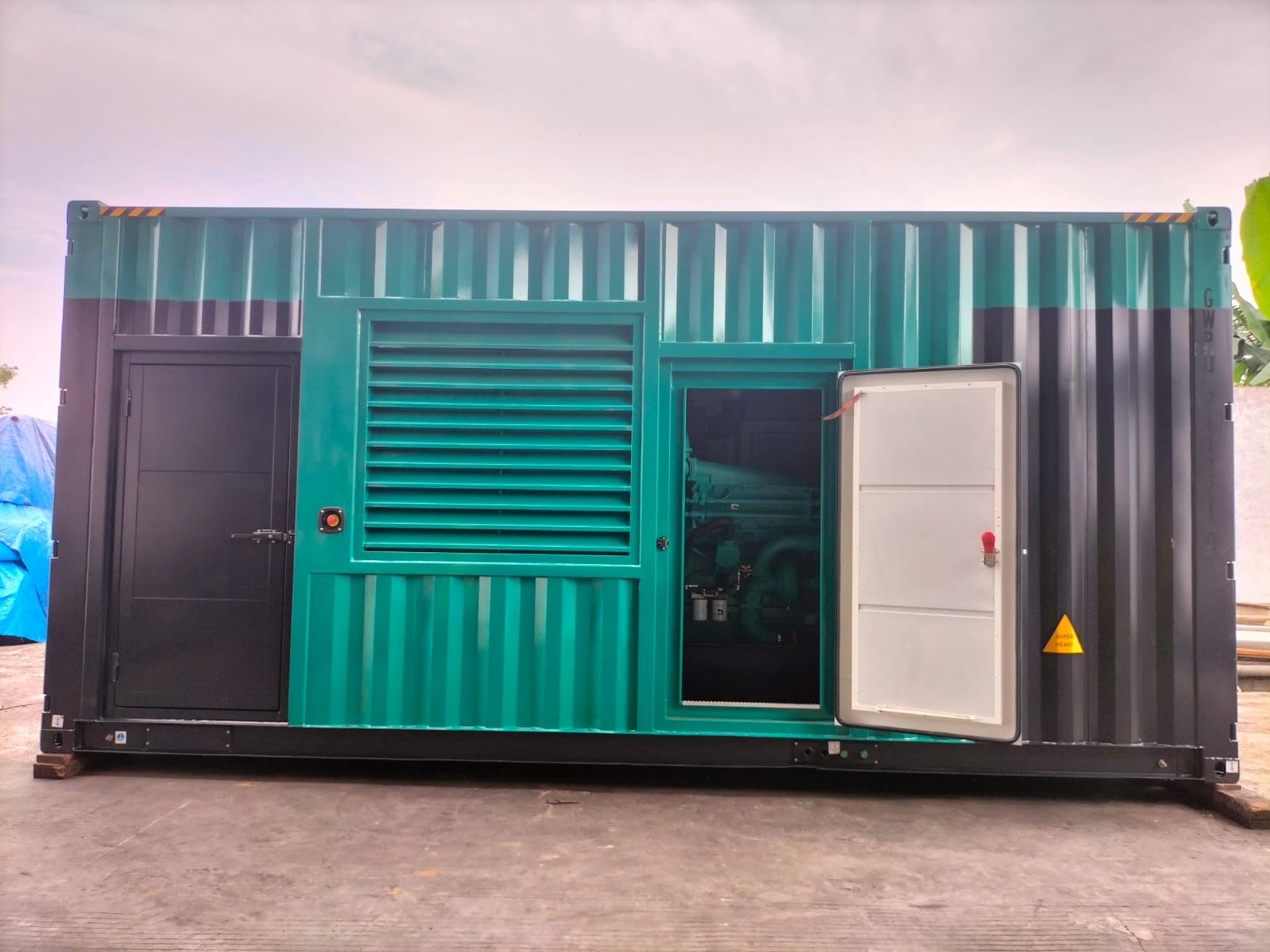 Genset Containarized Merk Cummins, Generator Set Containarized Cummins