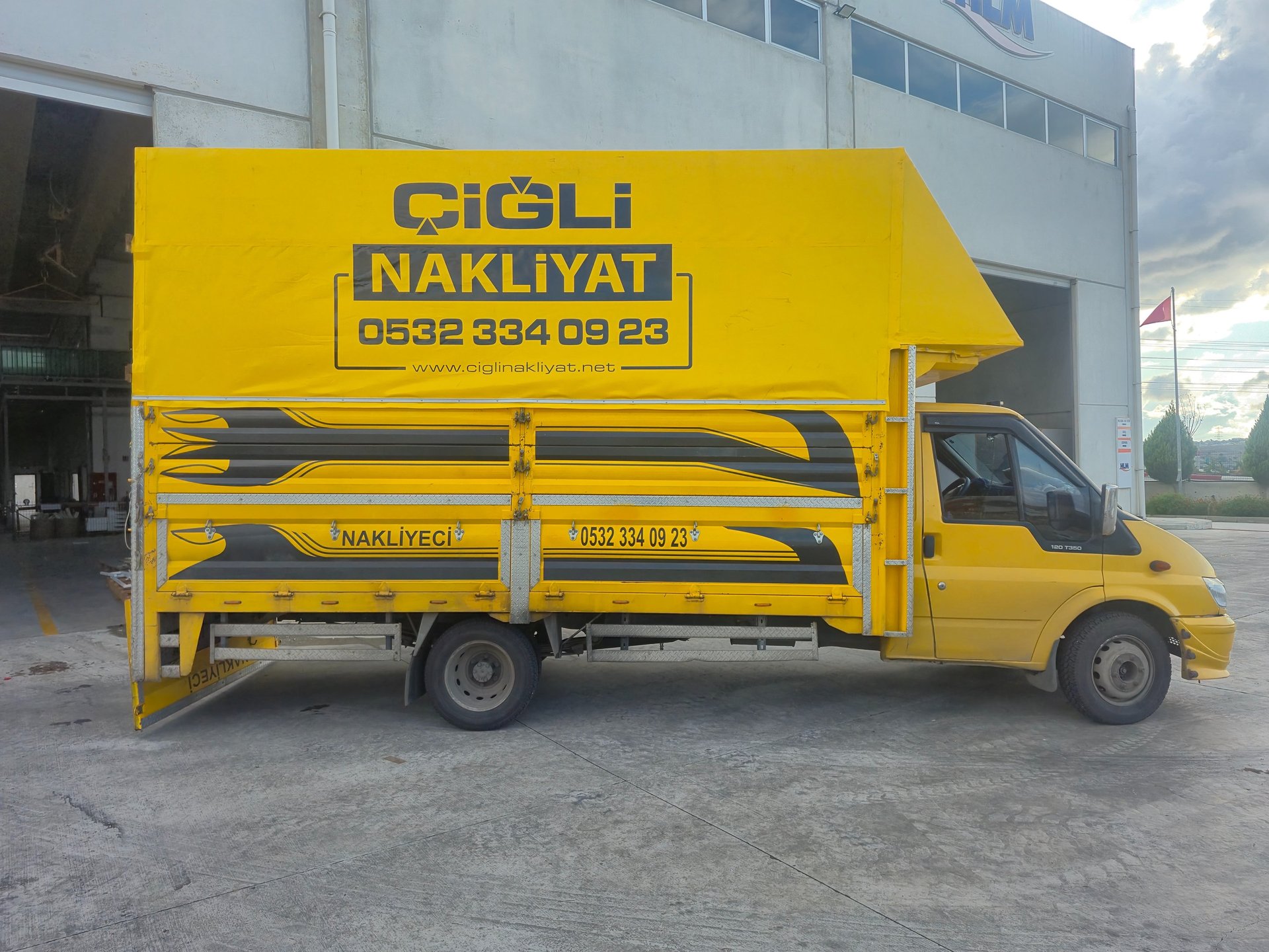 black and brown leather padded tub sofa