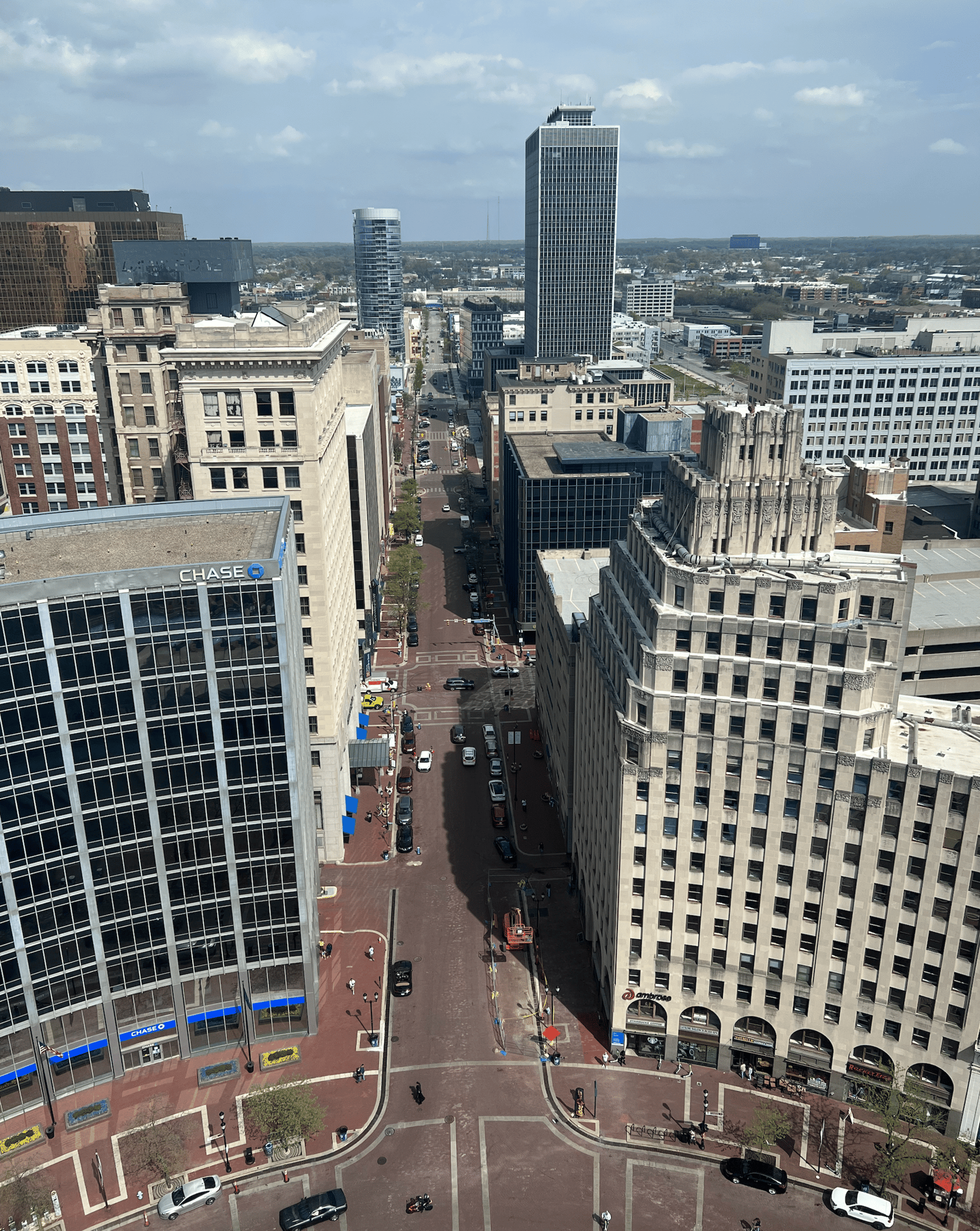 DOWNTOWN-PHOTO-BY-KAN