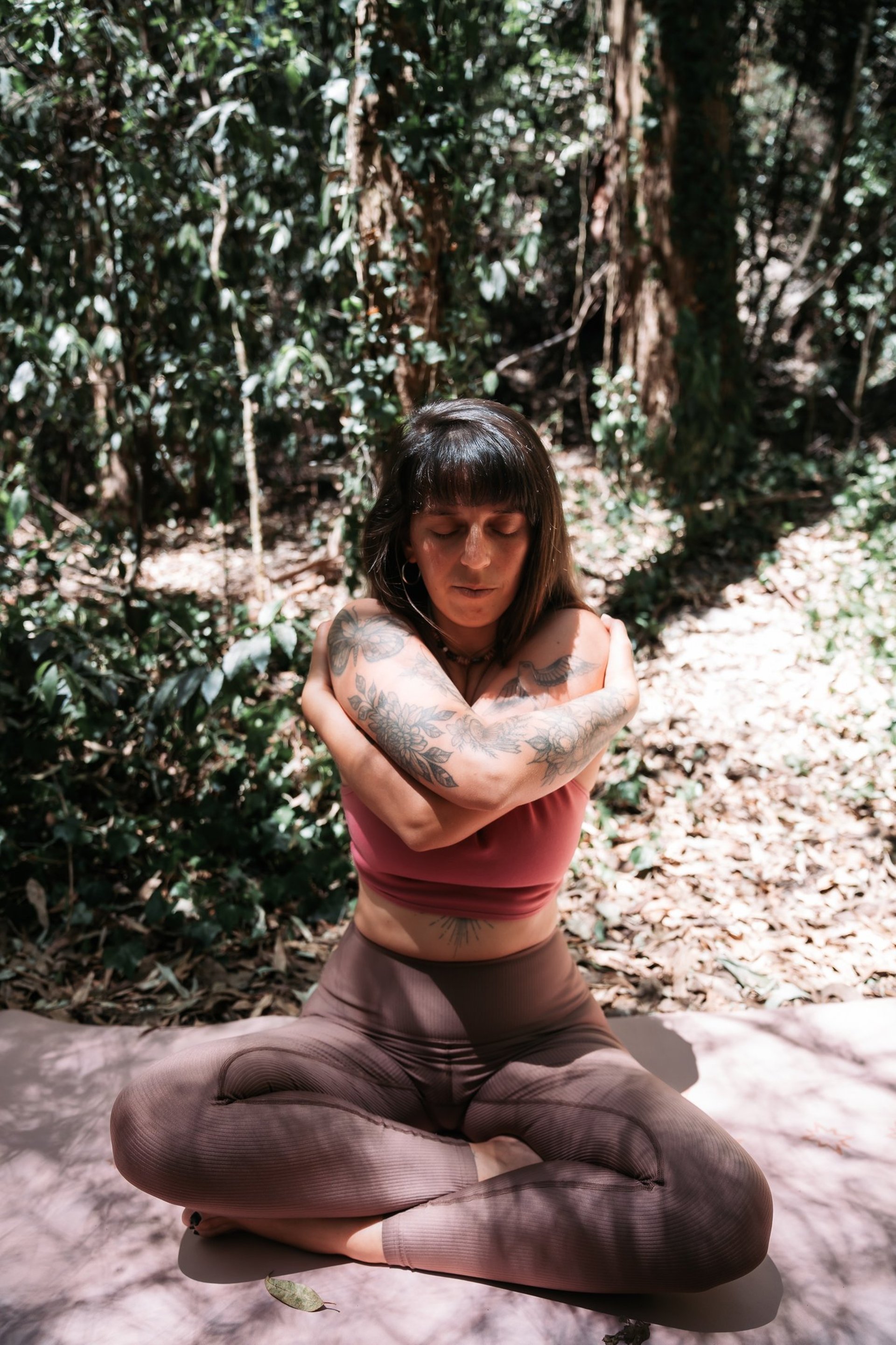 an abstract photo of a curved building with a blue sky in the background