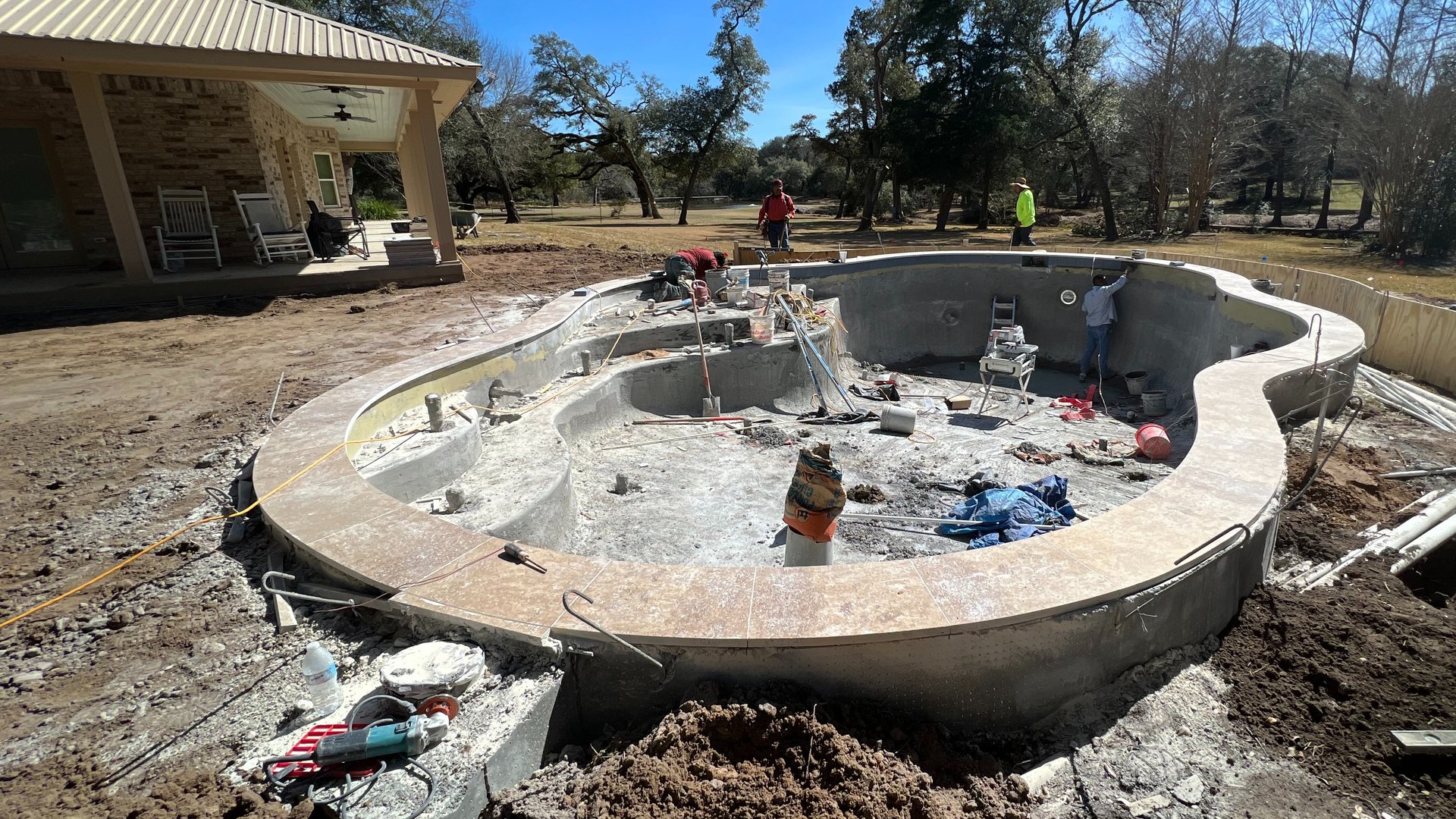 black and white bed linen