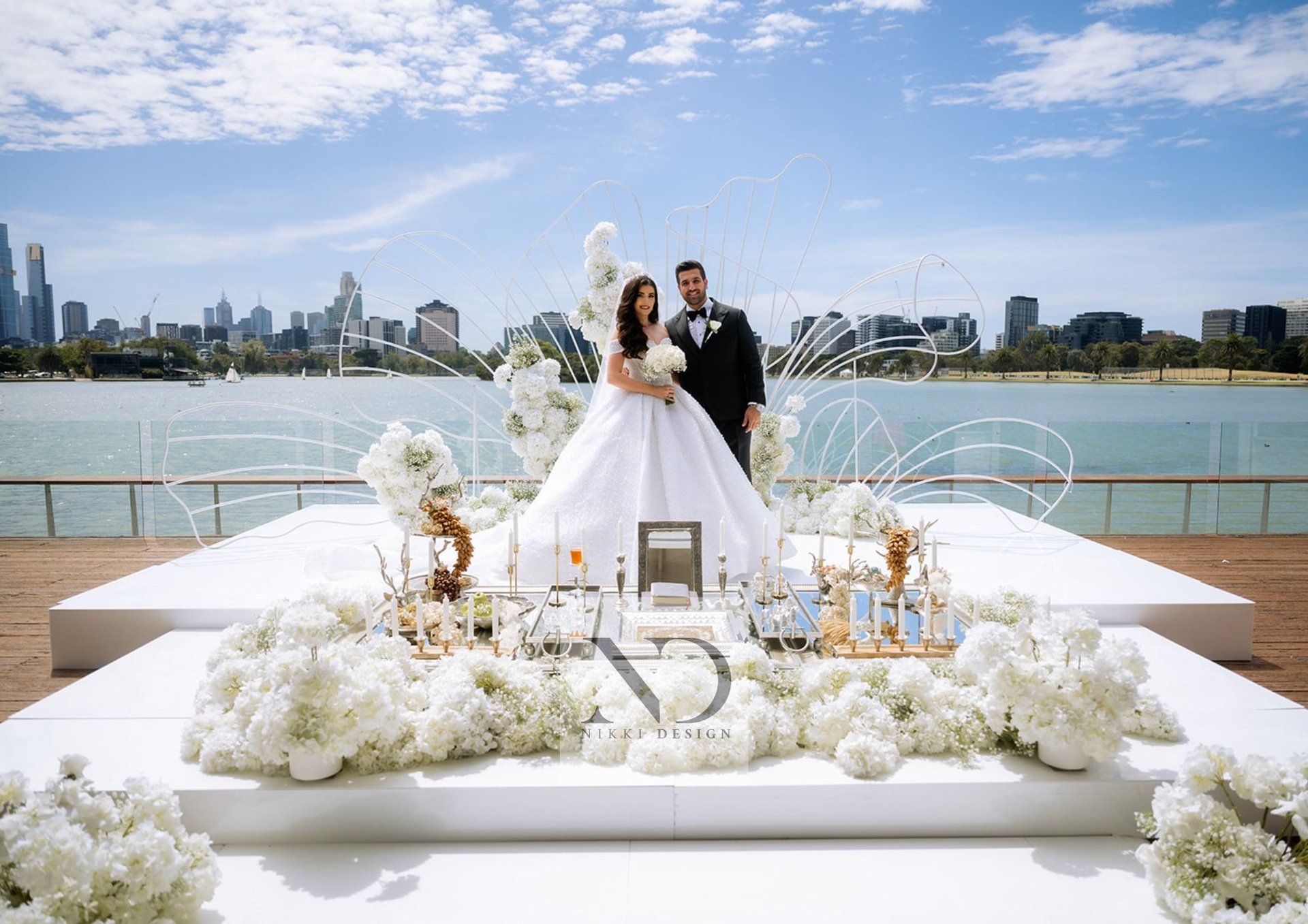 black and white bed linen