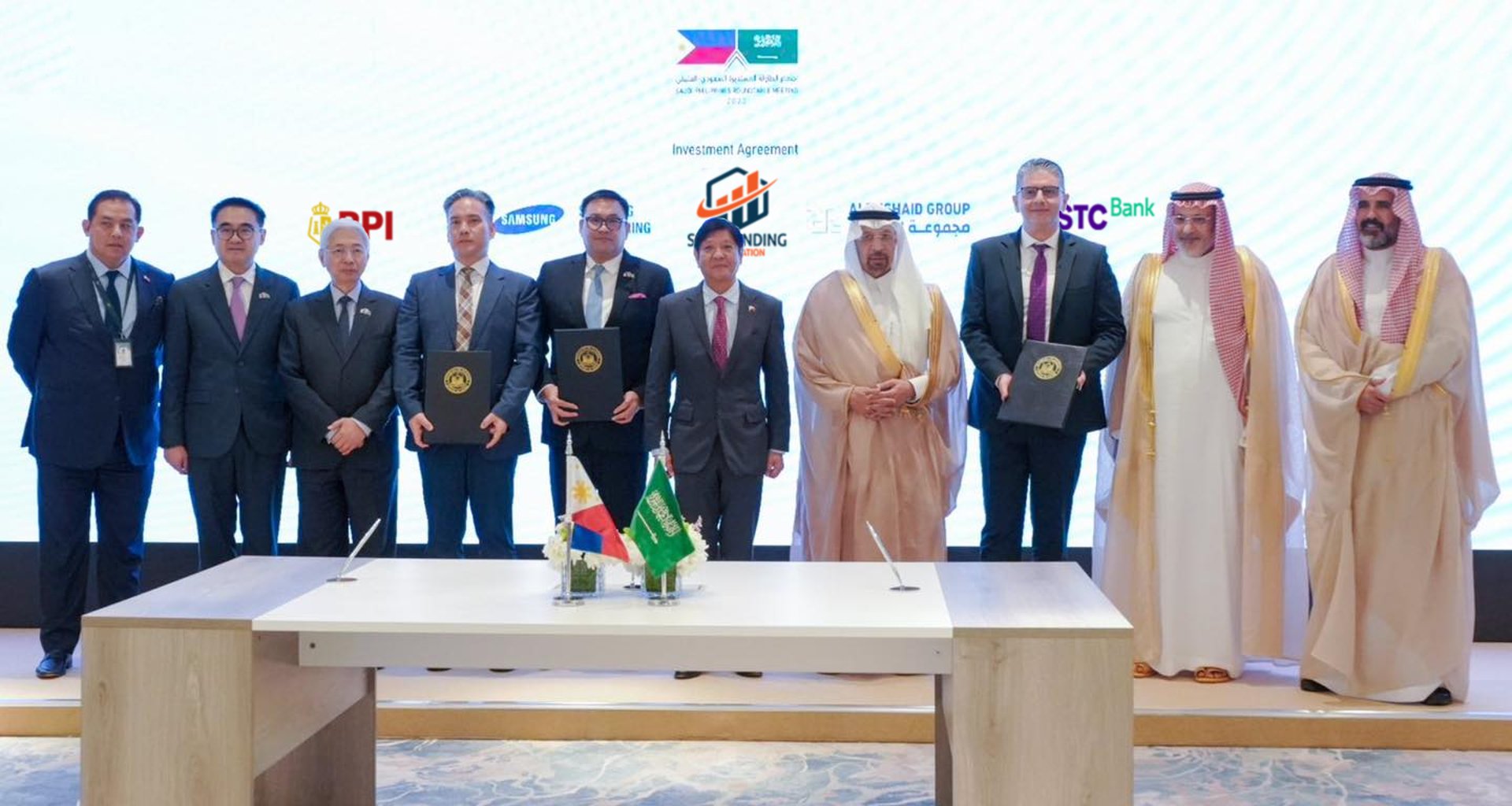 black and brown leather padded tub sofa