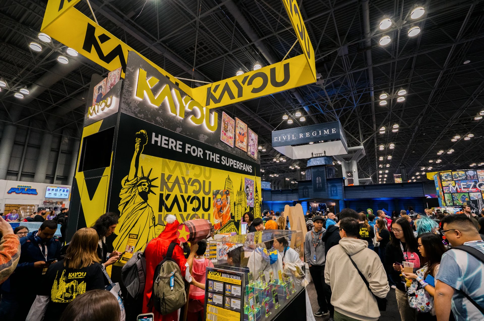 person wearing grey knit sweater