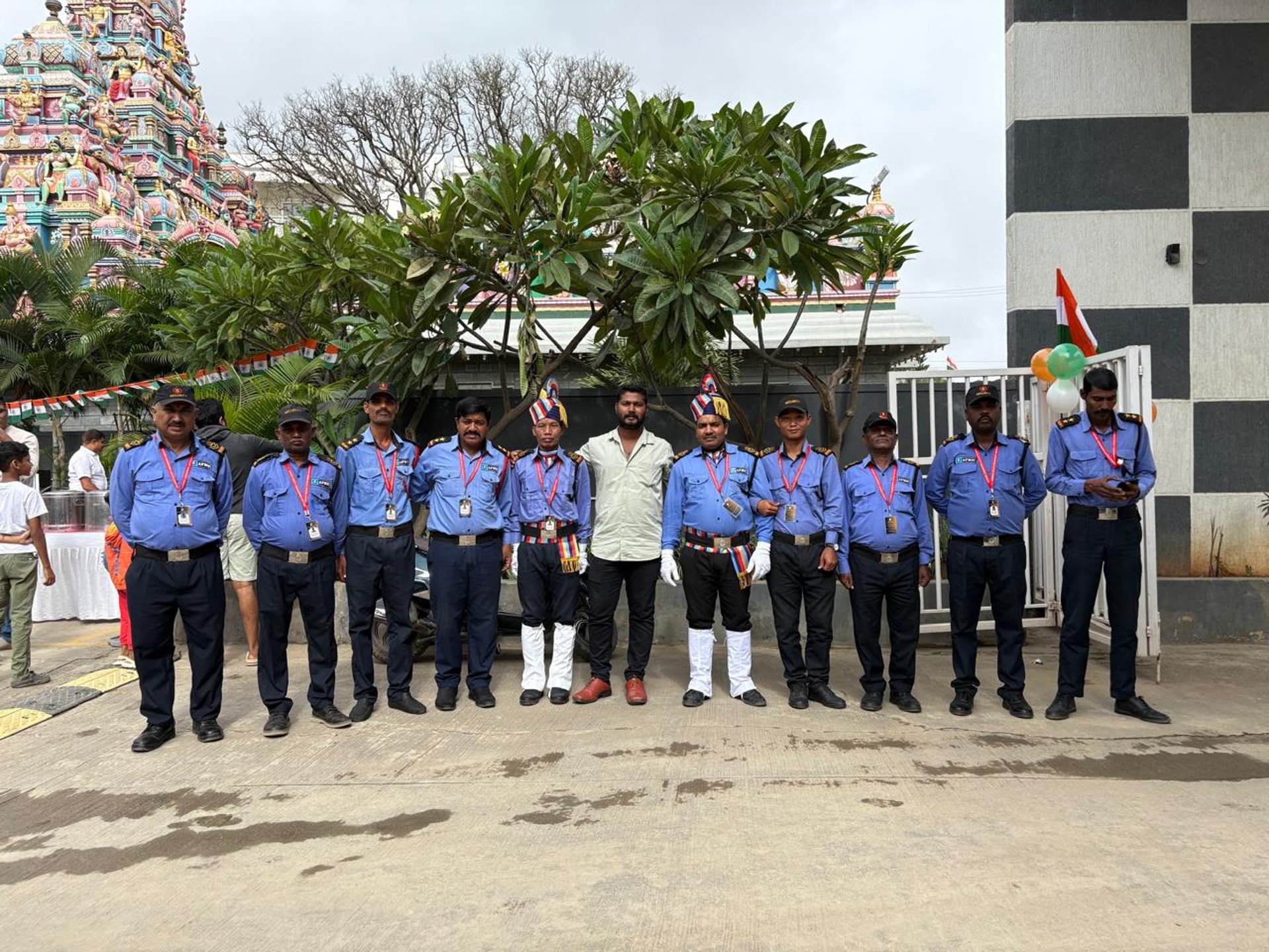 black and brown leather padded tub sofa