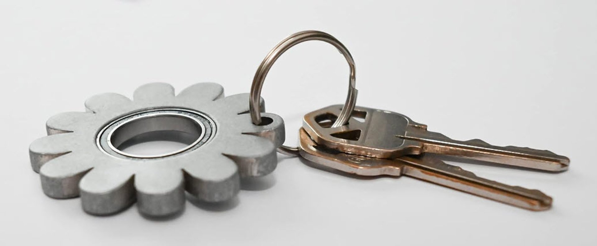 black and white bed linen