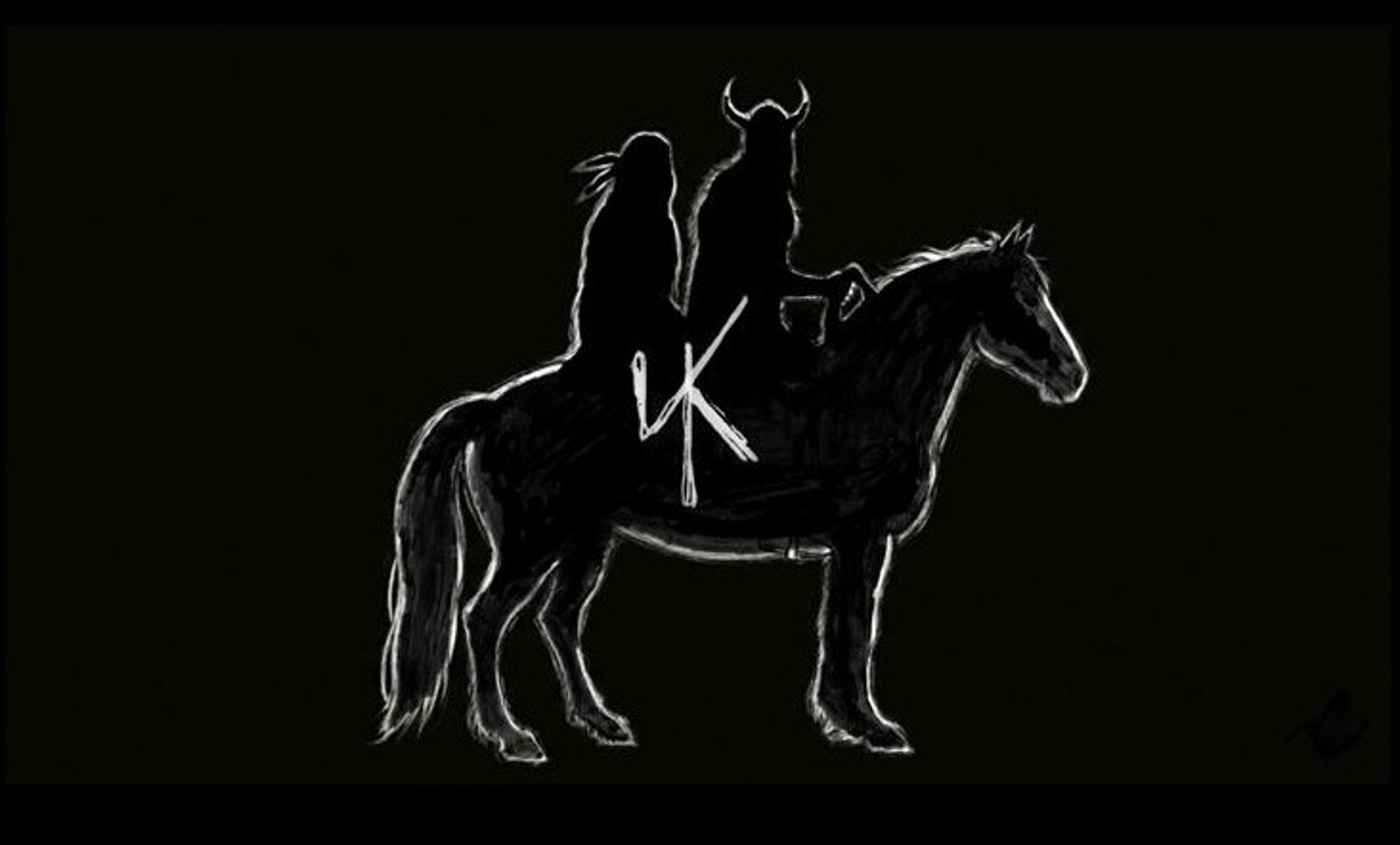 black and white bed linen