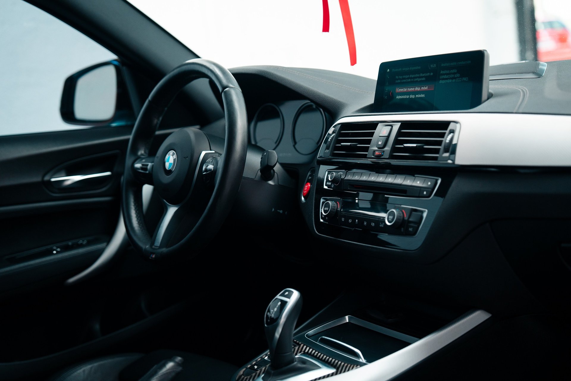 black and white bed linen