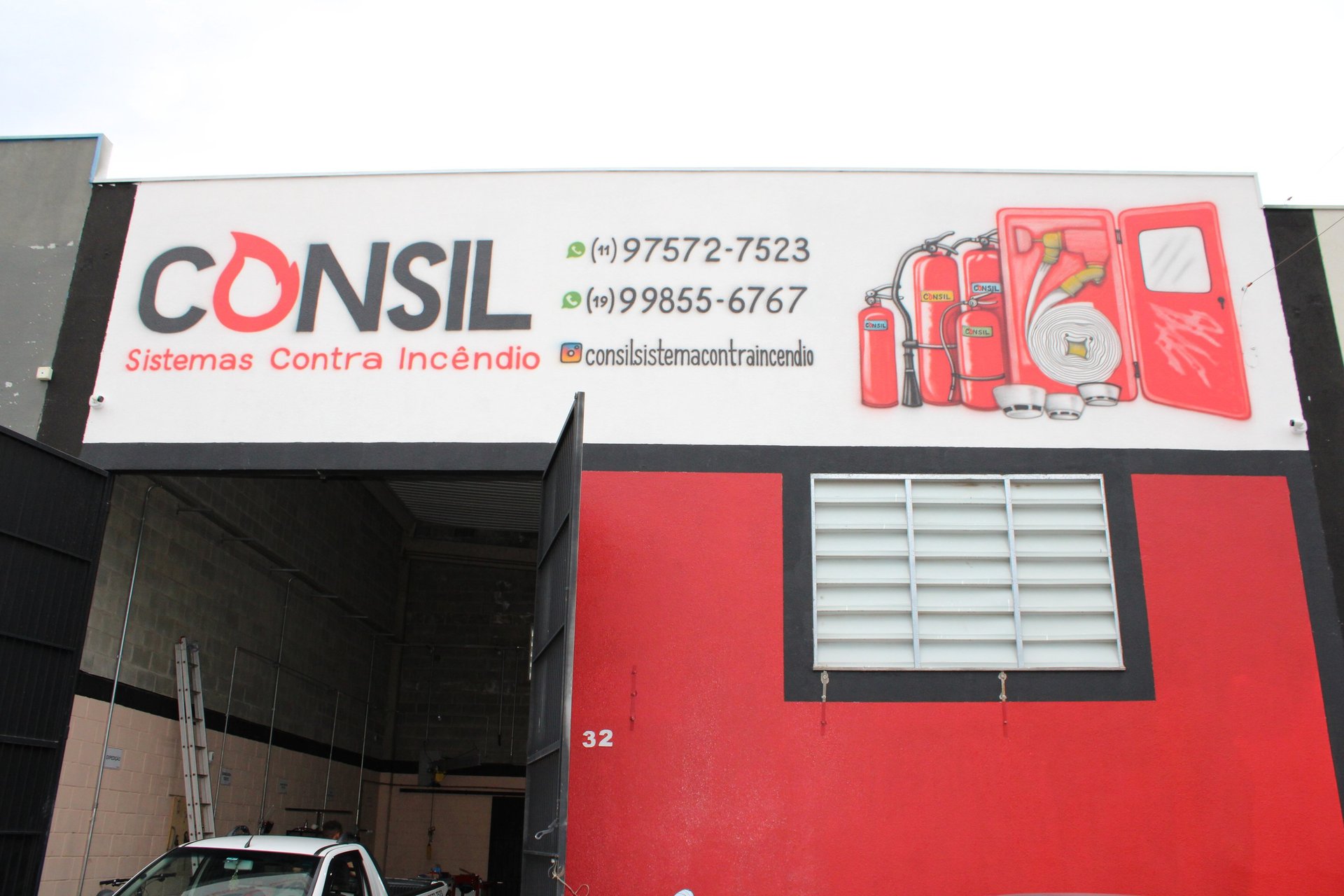 black and brown leather padded tub sofa