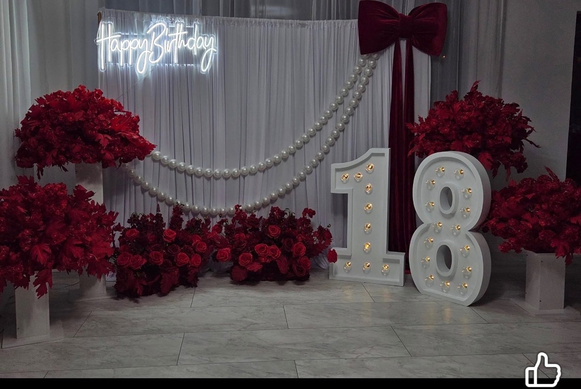 black and white bed linen