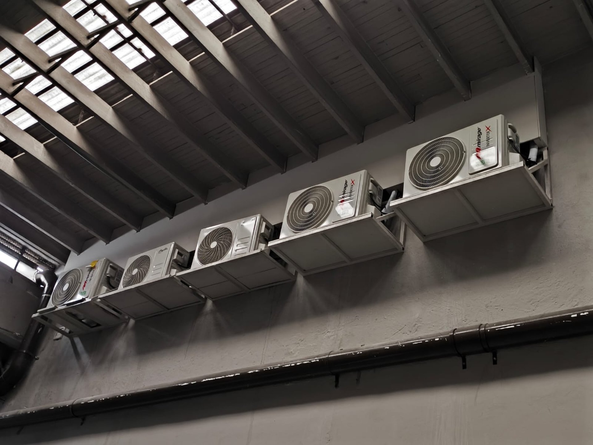 black and brown leather padded tub sofa