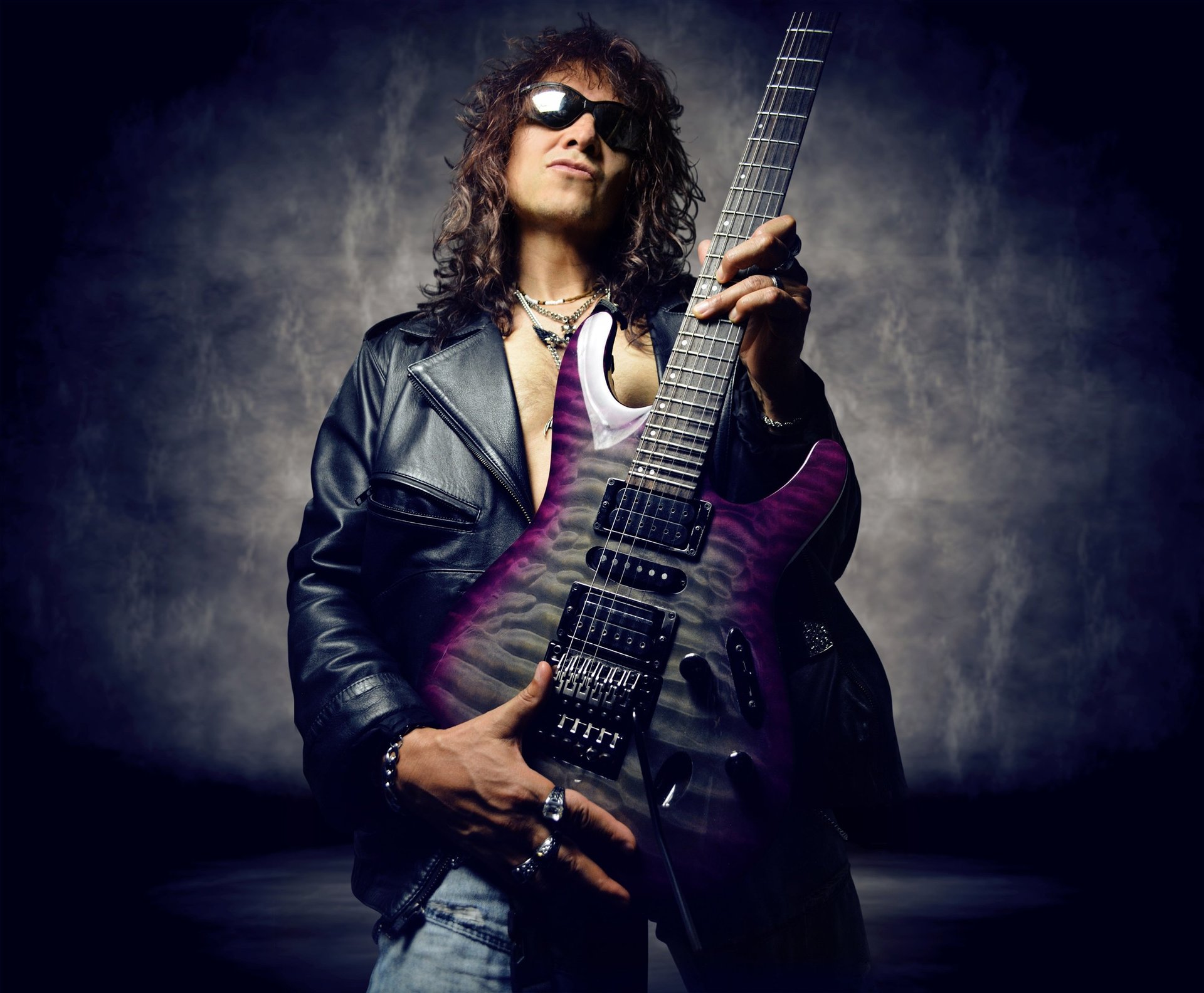 Ángel Zen, composer, music producer & multi-instrumentalist