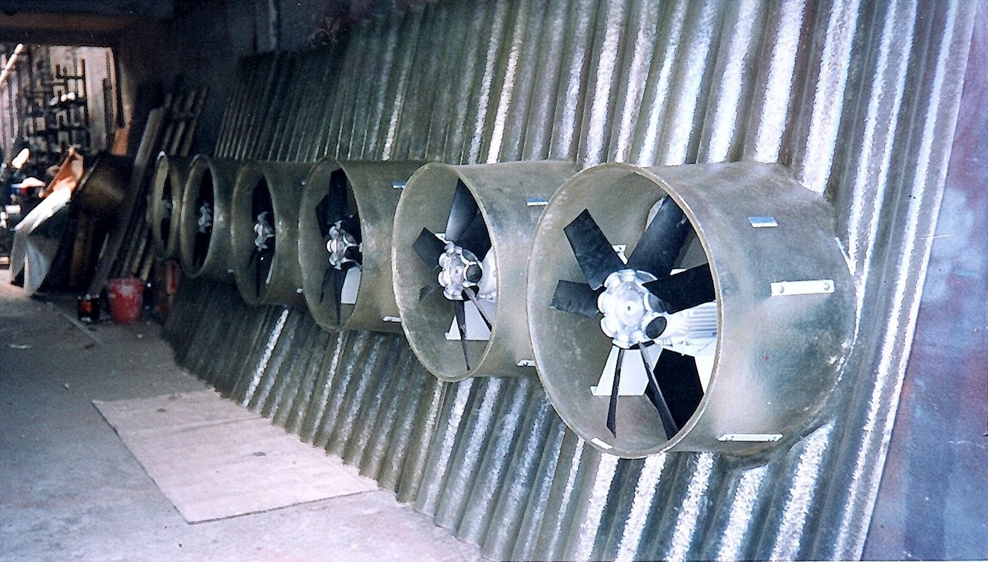 black and brown leather padded tub sofa