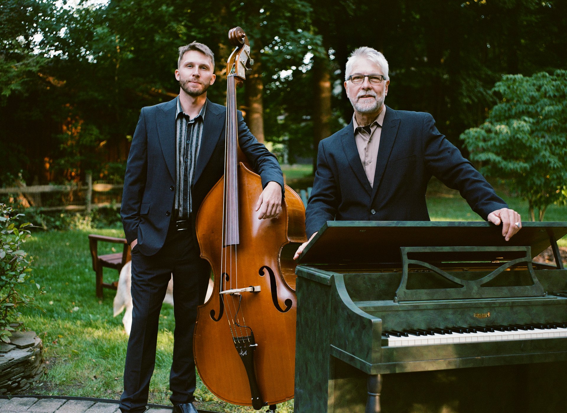 black and white bed linen