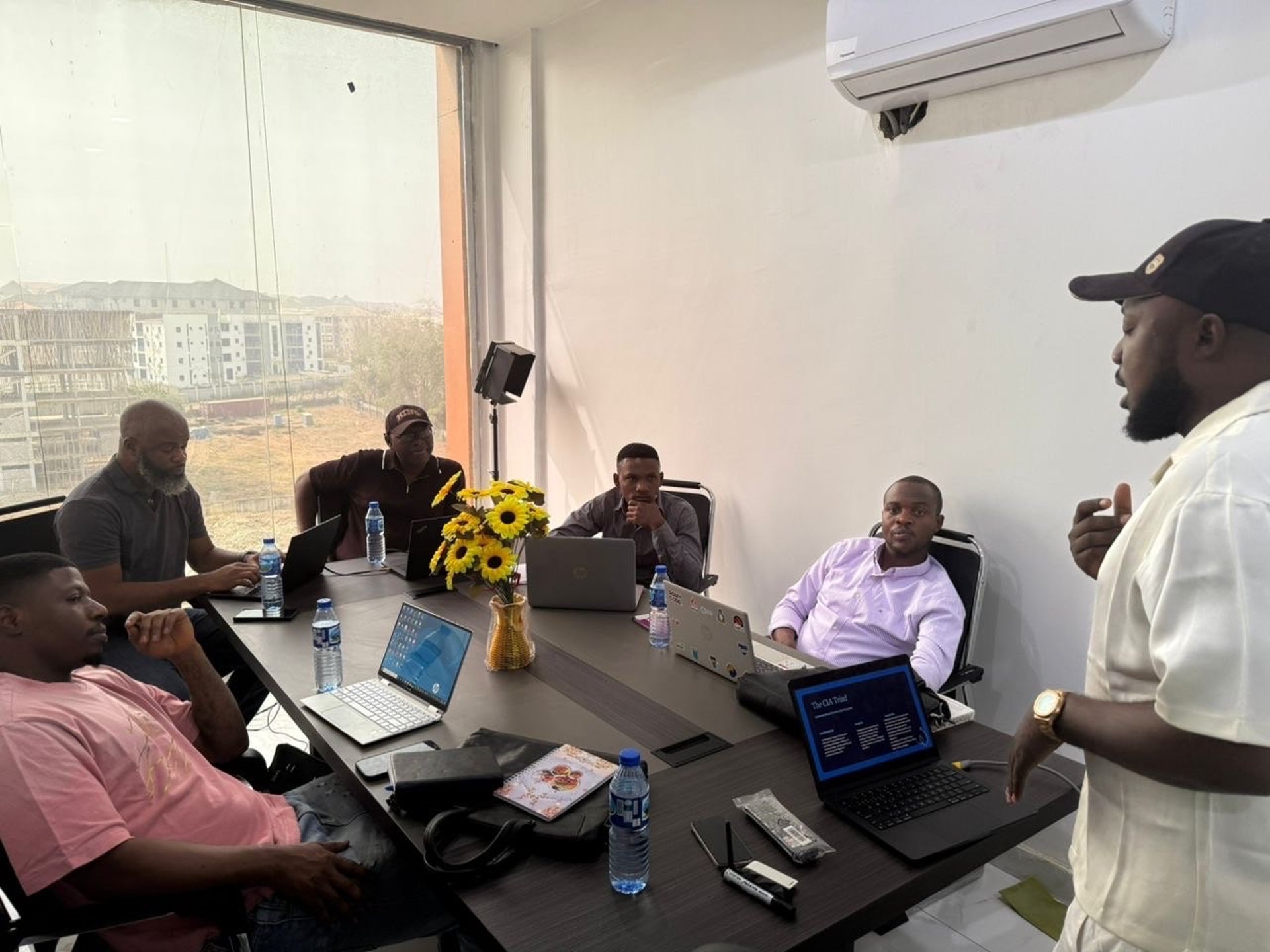 black and white bed linen