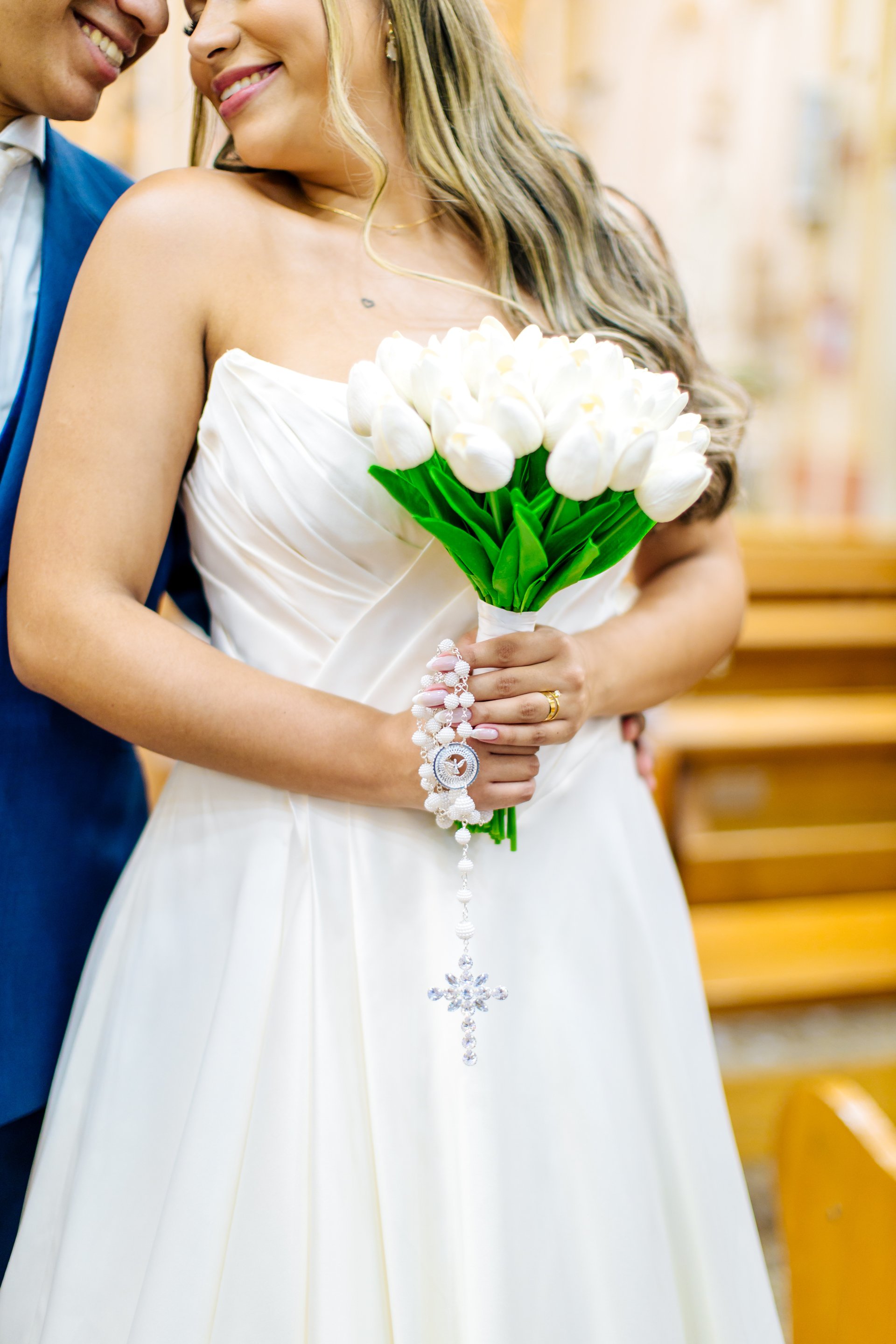black and white bed linen